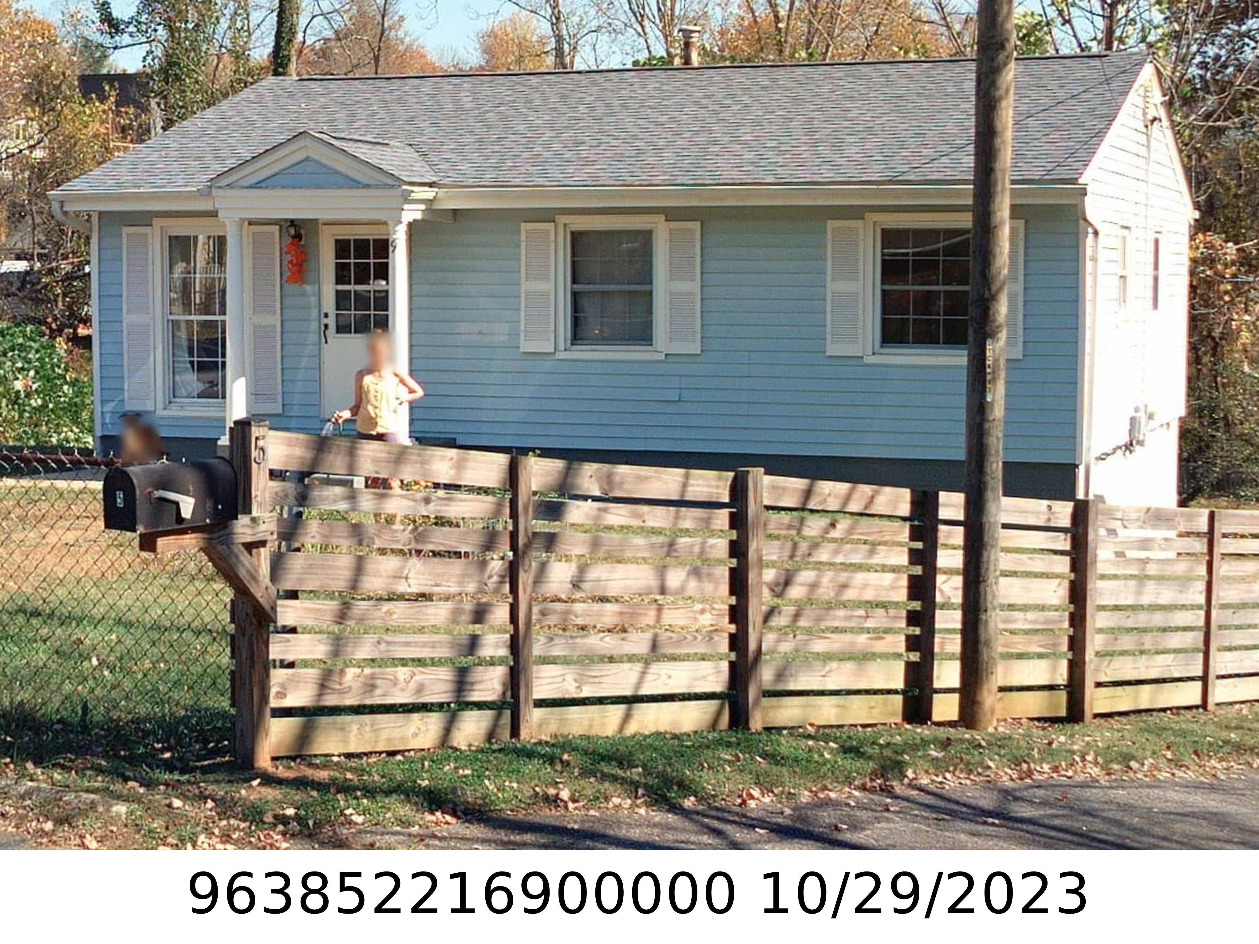 A picture of the property located at 9 EVA CIR, ASHEVILLE NC 28806.