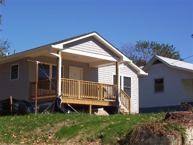A picture of the property located at 55 ALABAMA AVE, ASHEVILLE NC 28806.