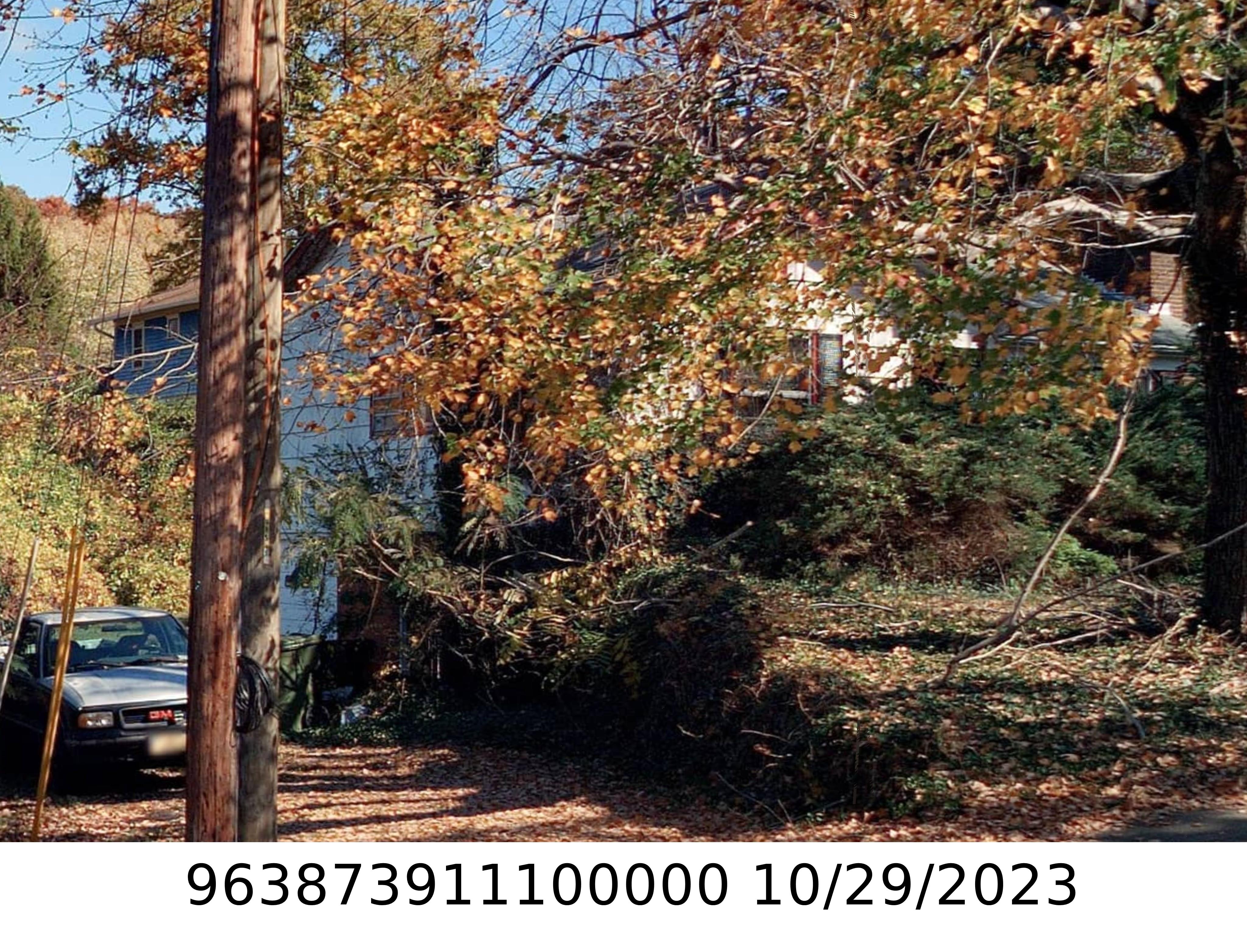 A picture of the property located at 84 GARDEN CIR, ASHEVILLE NC 28806.