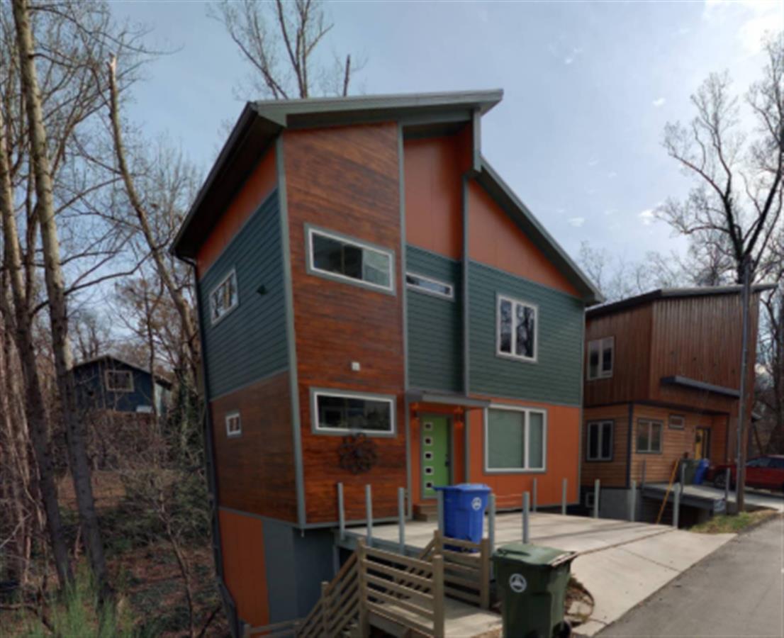 A picture of the property located at 146 WAYNESVILLE AVE, ASHEVILLE NC 28806.