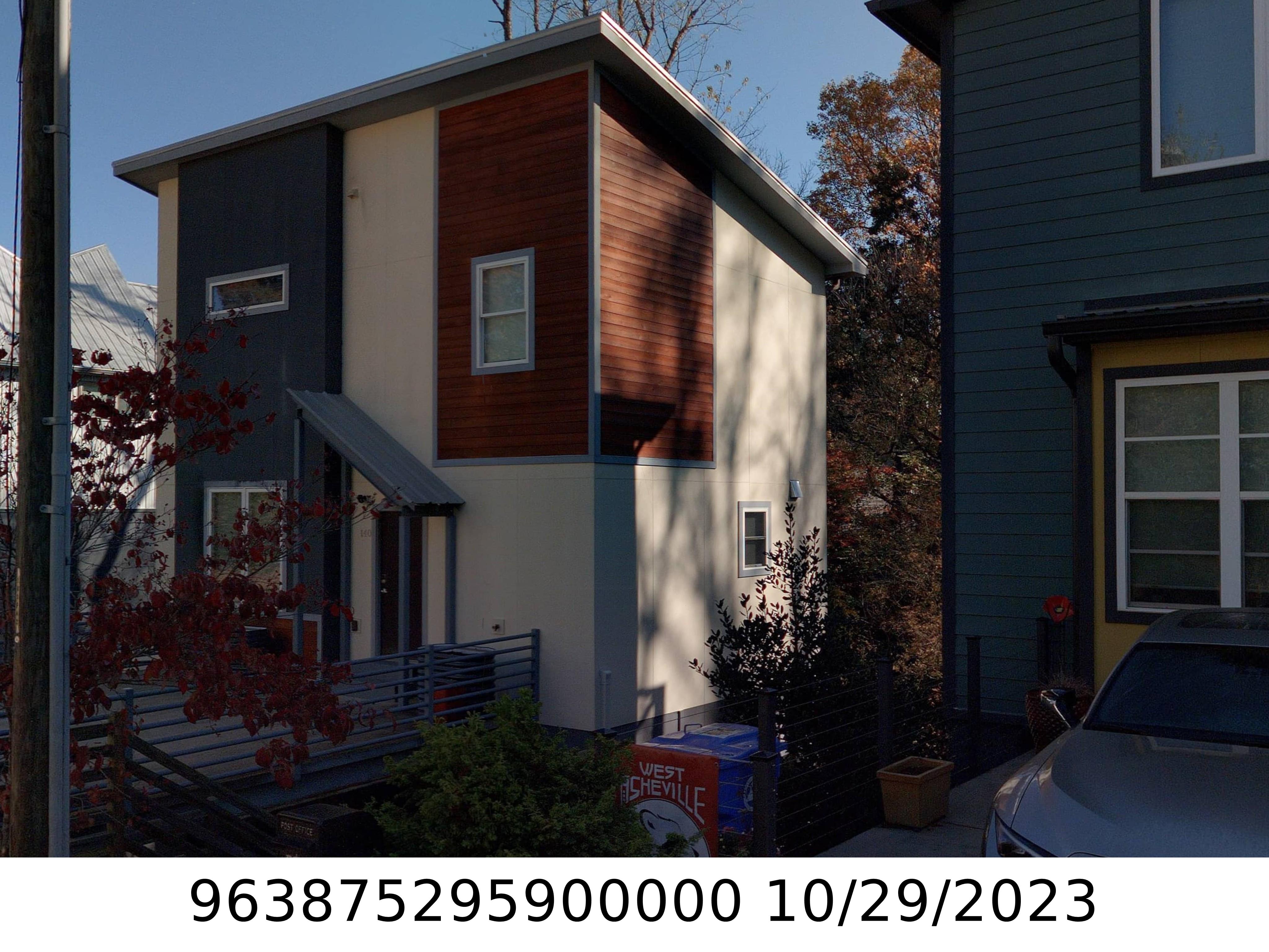 A picture of the property located at 140 WAYNESVILLE AVE, ASHEVILLE NC 28806.