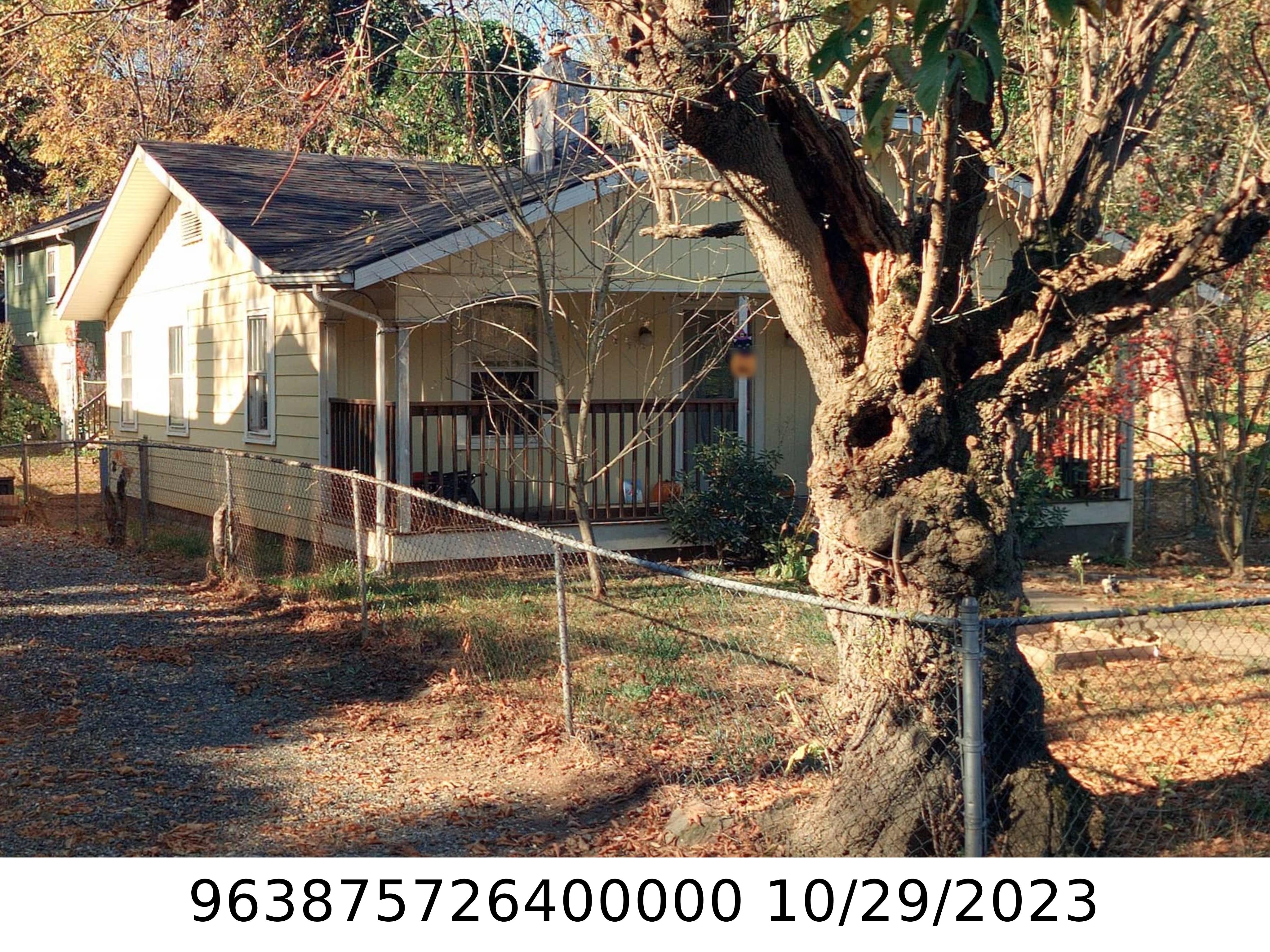 A picture of the property located at 15 WAMBOLDT AVE # 1/2, ASHEVILLE NC 28806.