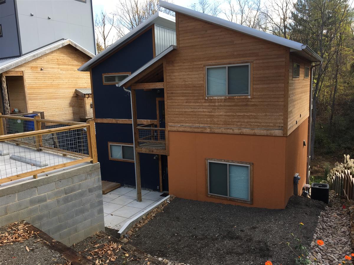 A picture of the property located at 132 WAYNESVILLE AVE, ASHEVILLE NC 28806.