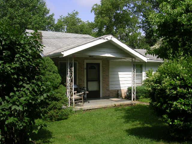 A picture of the property located at 66 HOPEDALE CIR, ASHEVILLE NC 28806.