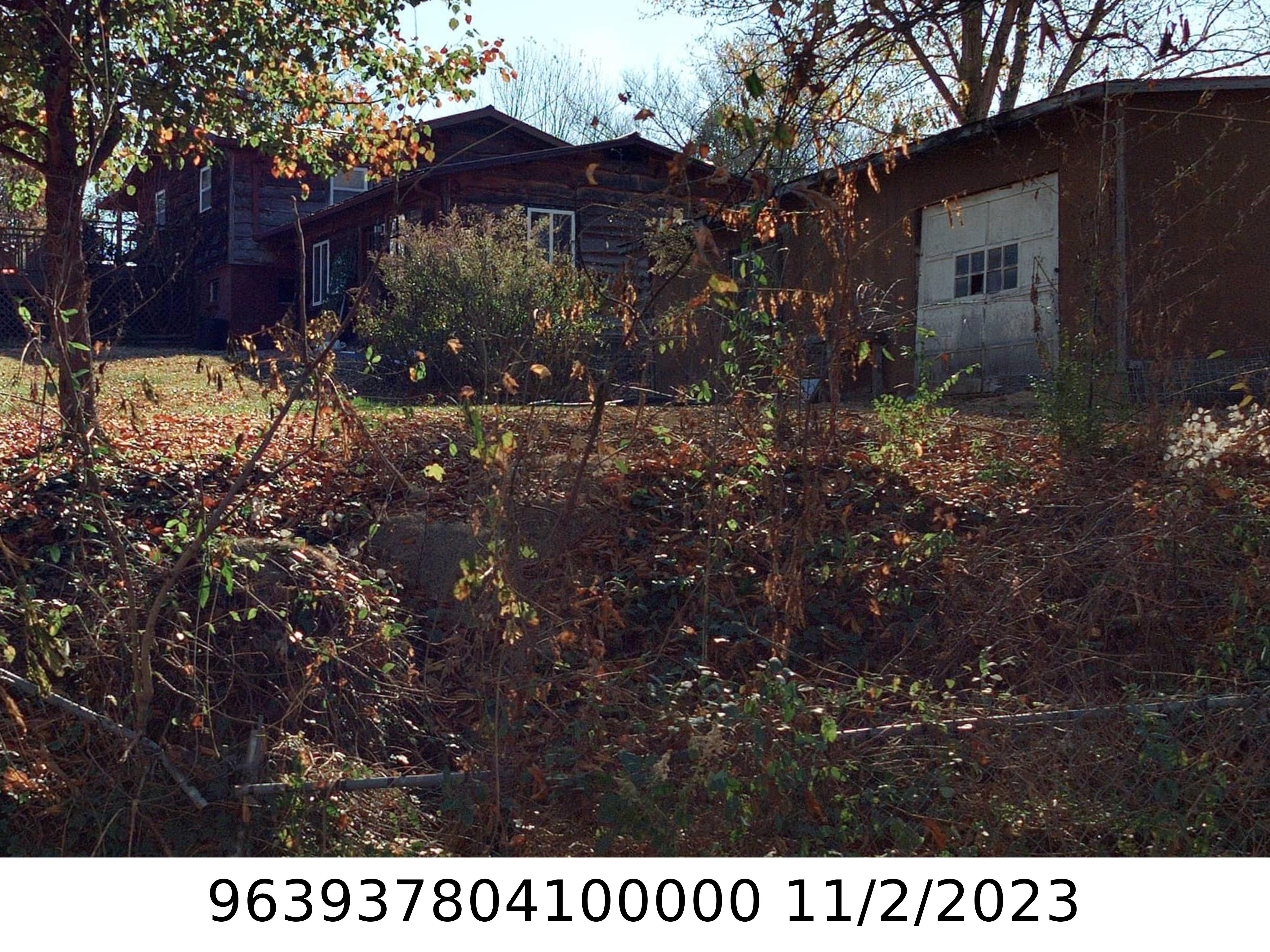 A picture of the property located at 96 VINEWOOD CIR, ASHEVILLE NC 28806.