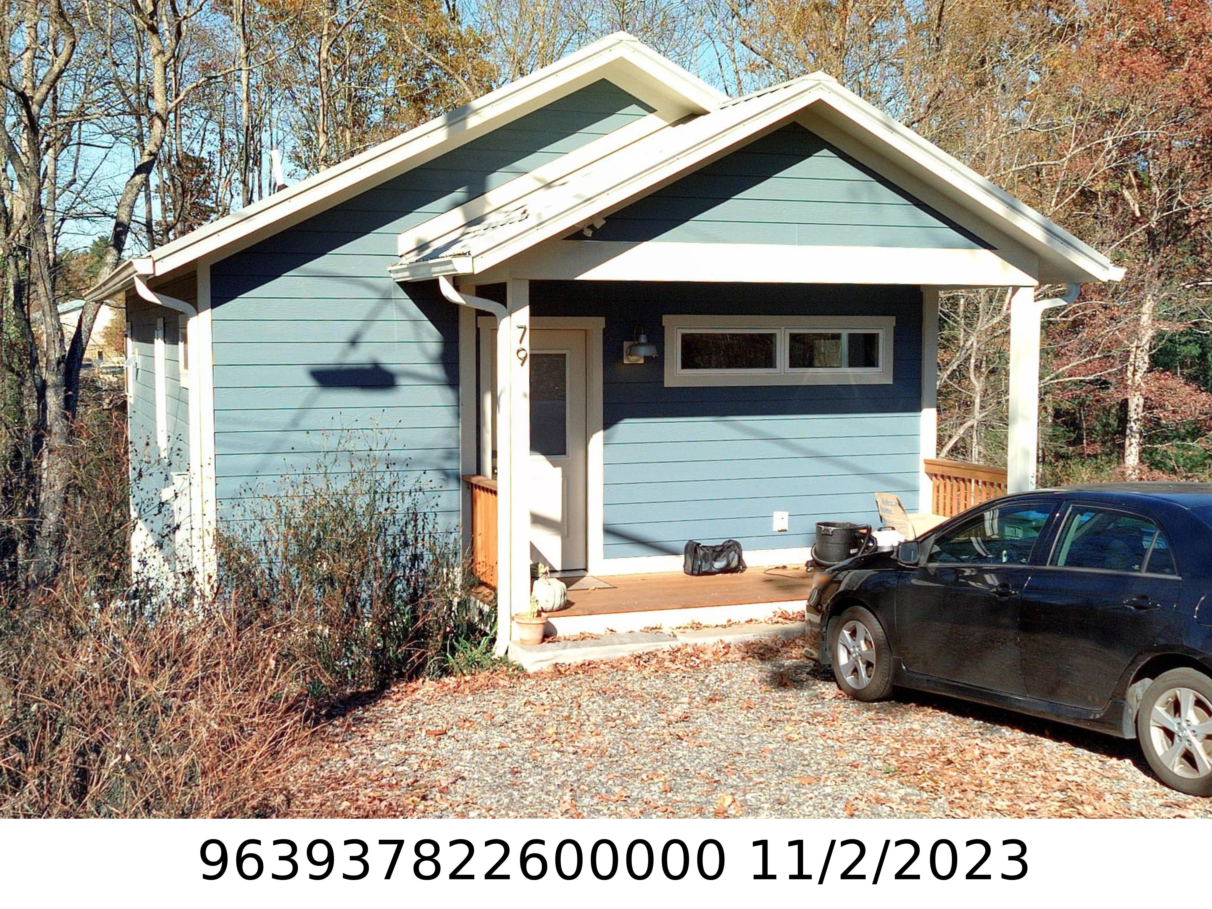 A picture of the property located at 79 VINEWOOD CIR, ASHEVILLE NC 28806.