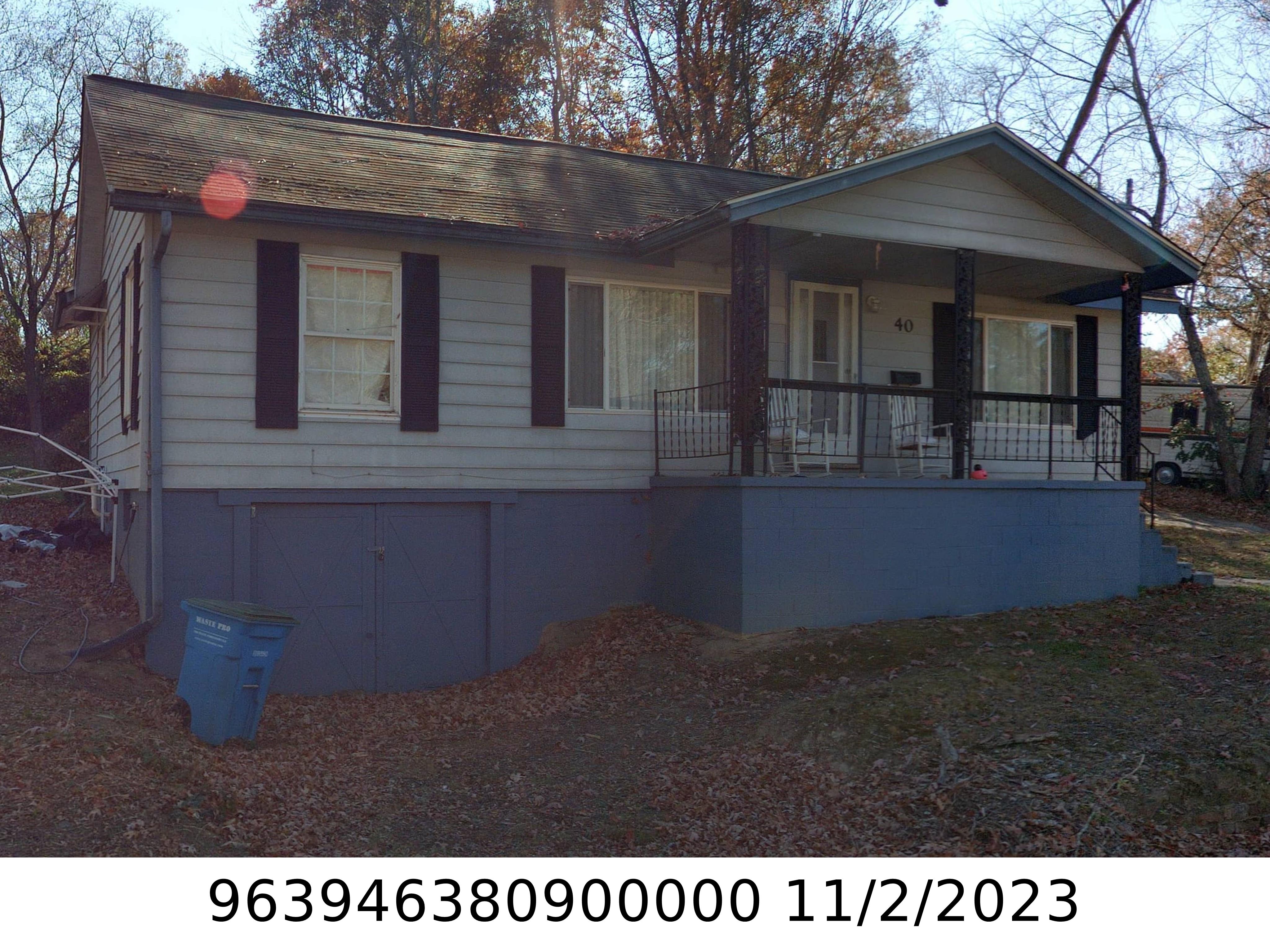 A picture of the property located at 40 VINEWOOD CIR, ASHEVILLE NC 28806.