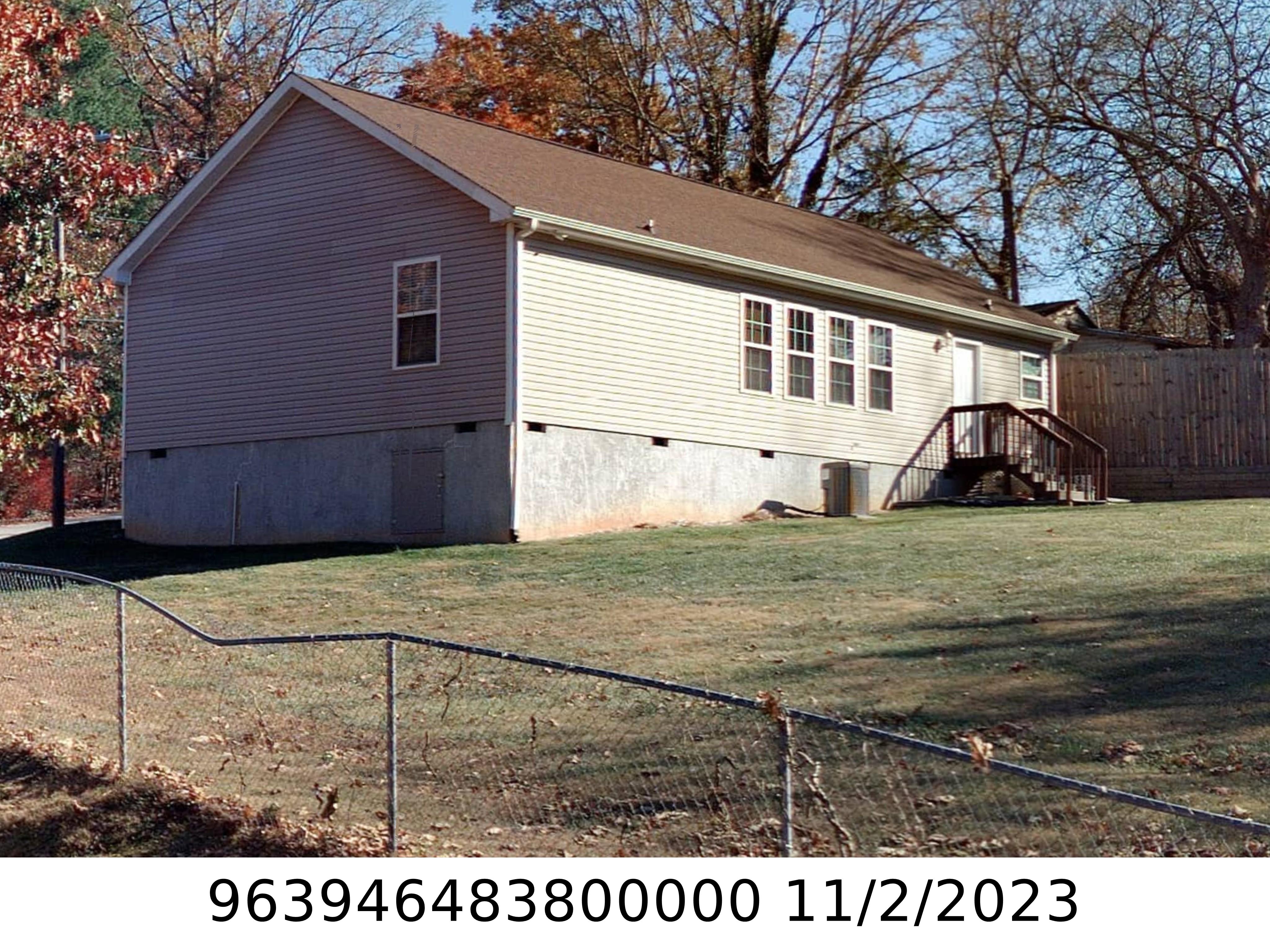 A picture of the property located at 38 VINEWOOD CIR, ASHEVILLE NC 28806.