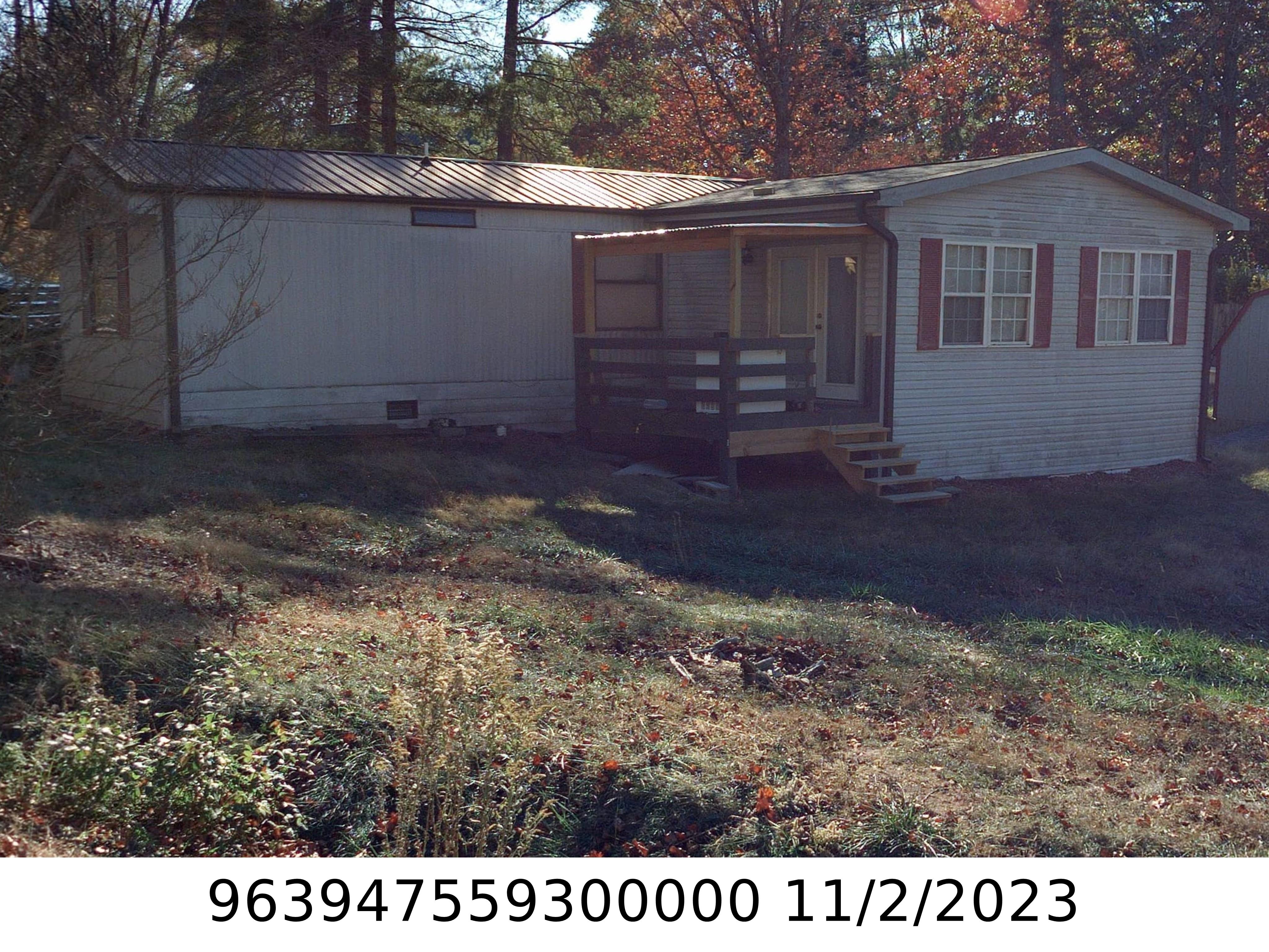 A picture of the property located at 3 DAISY LN, ASHEVILLE NC 28806.