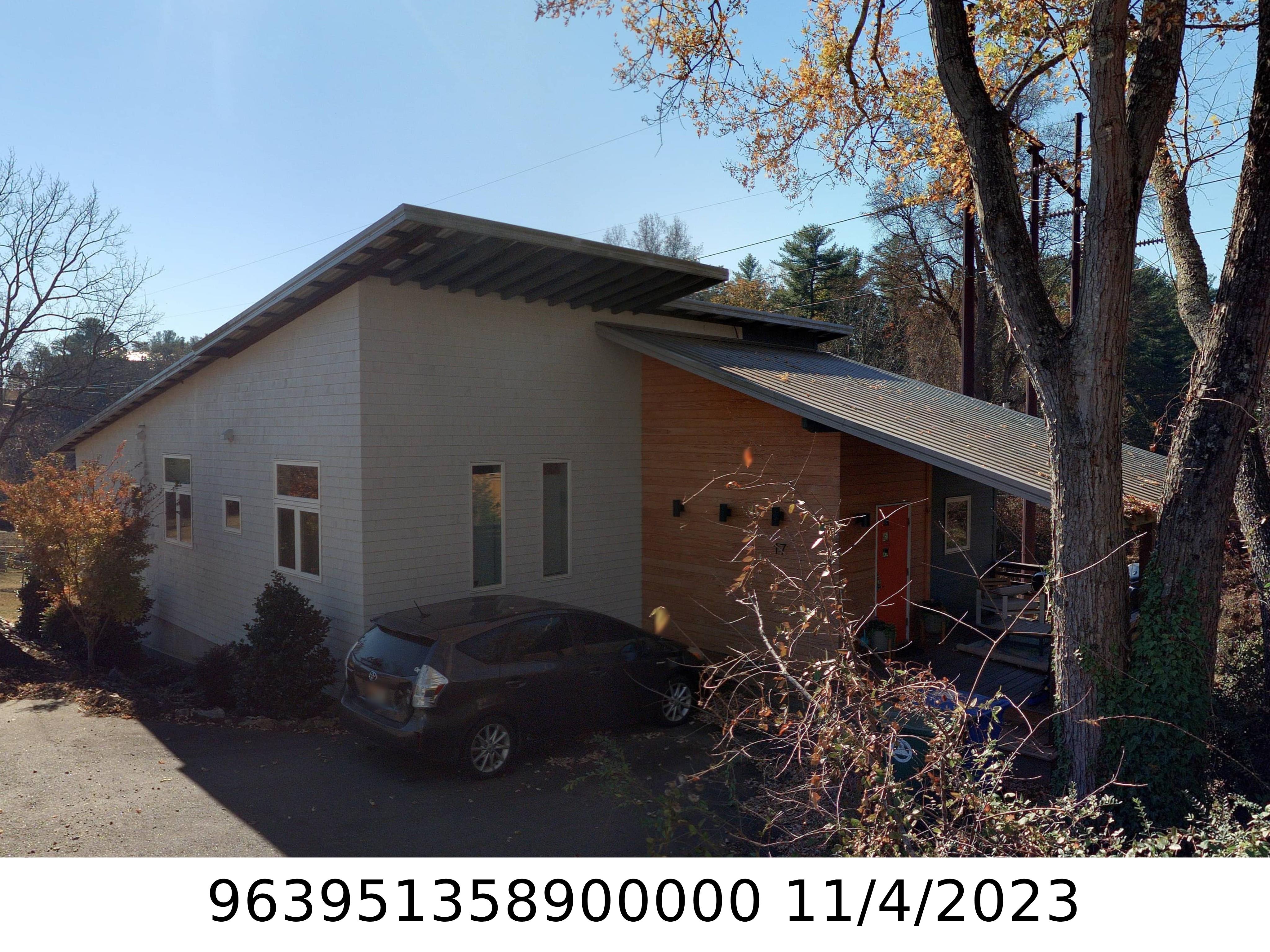 A picture of the property located at 17 N BELGIUM LN, ASHEVILLE NC 28806.