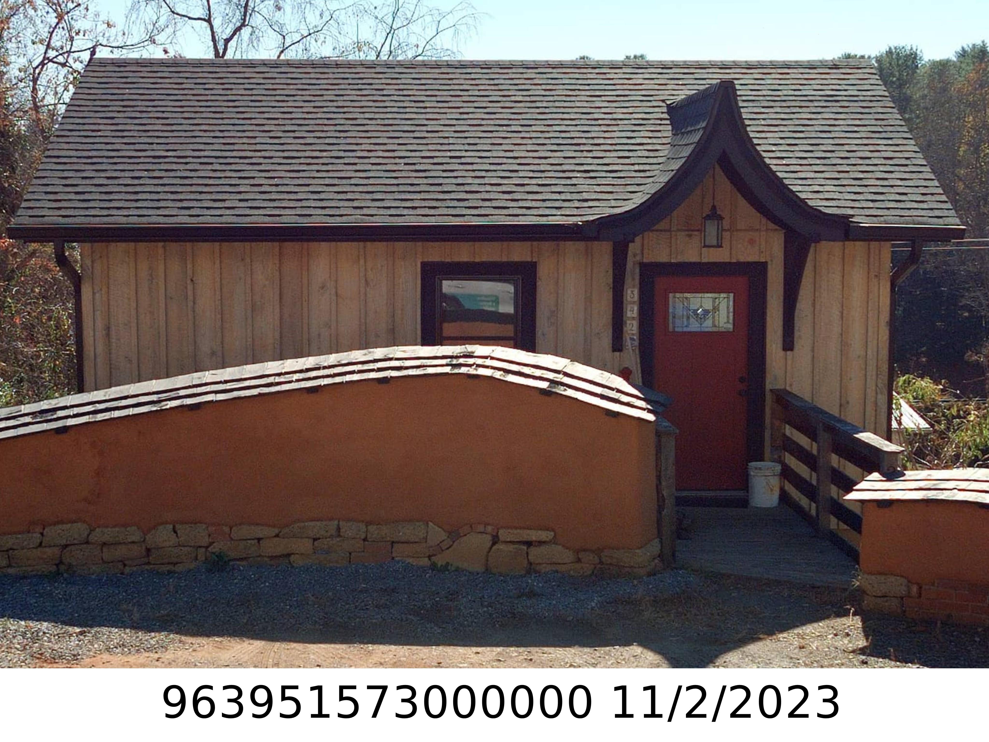 A picture of the property located at 342 EMMA RD, ASHEVILLE NC 28806.