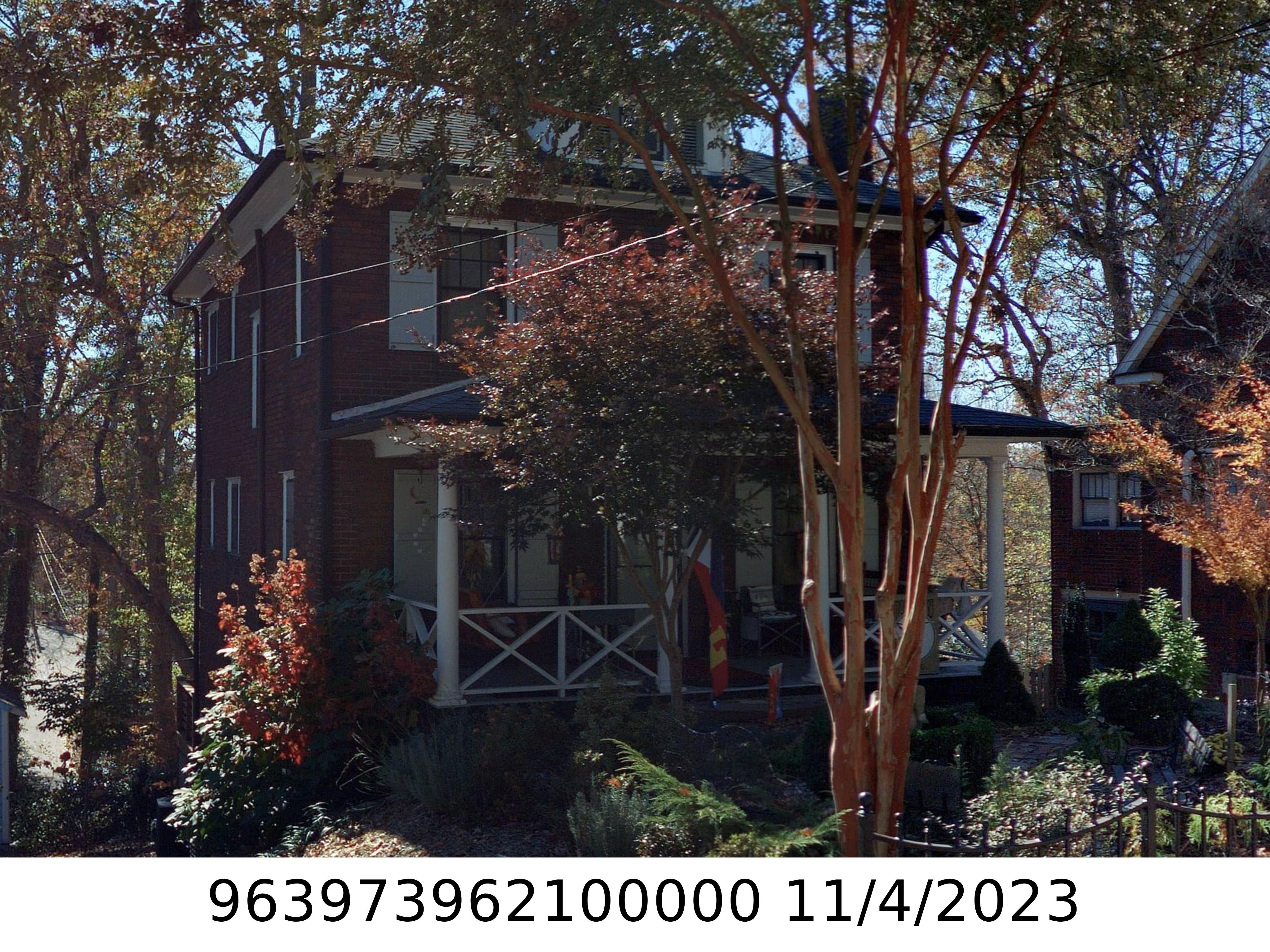 A picture of the property located at 157 TACOMA CIR, ASHEVILLE NC 28801.