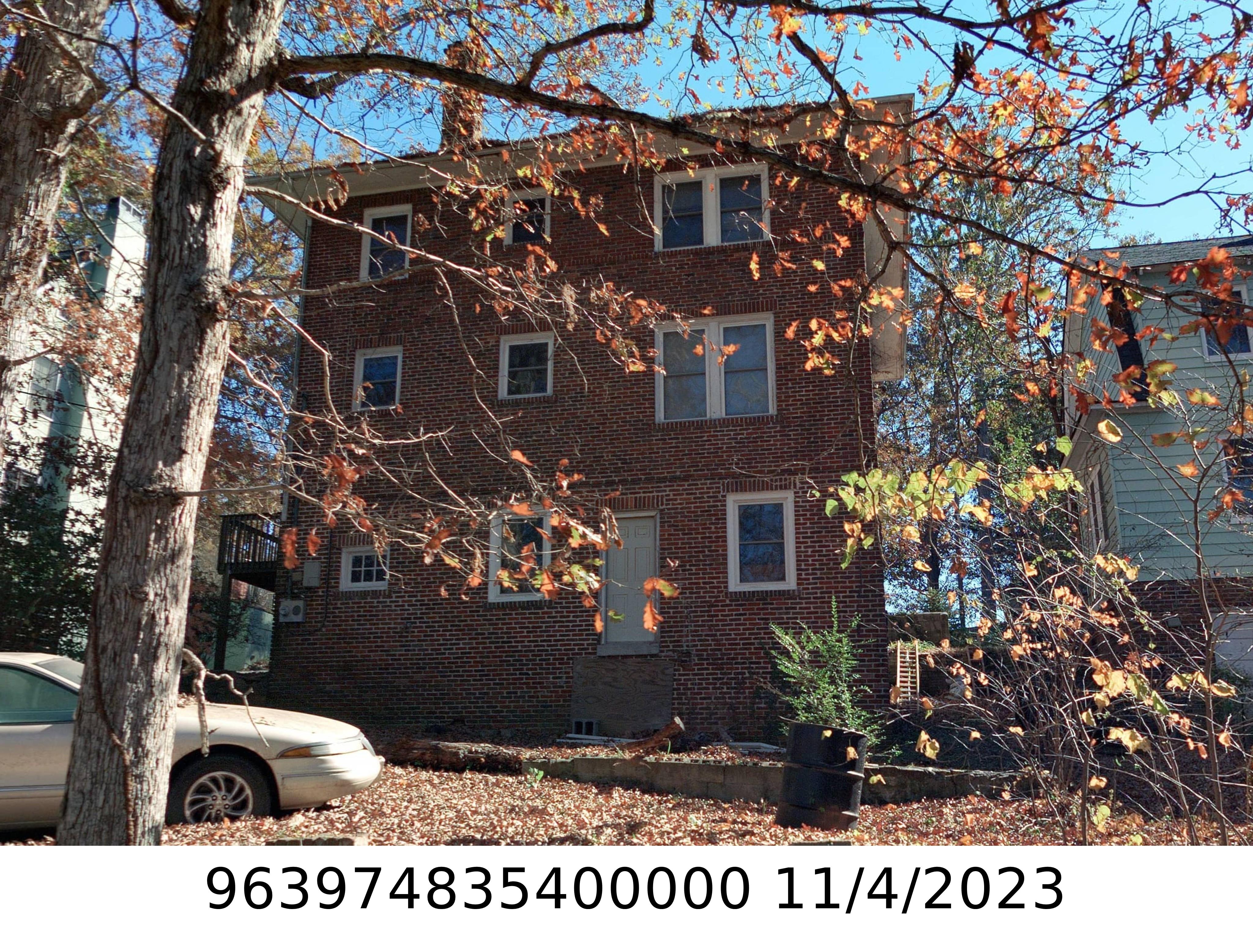 A picture of the property located at 97 TACOMA CIR, ASHEVILLE NC 28801.