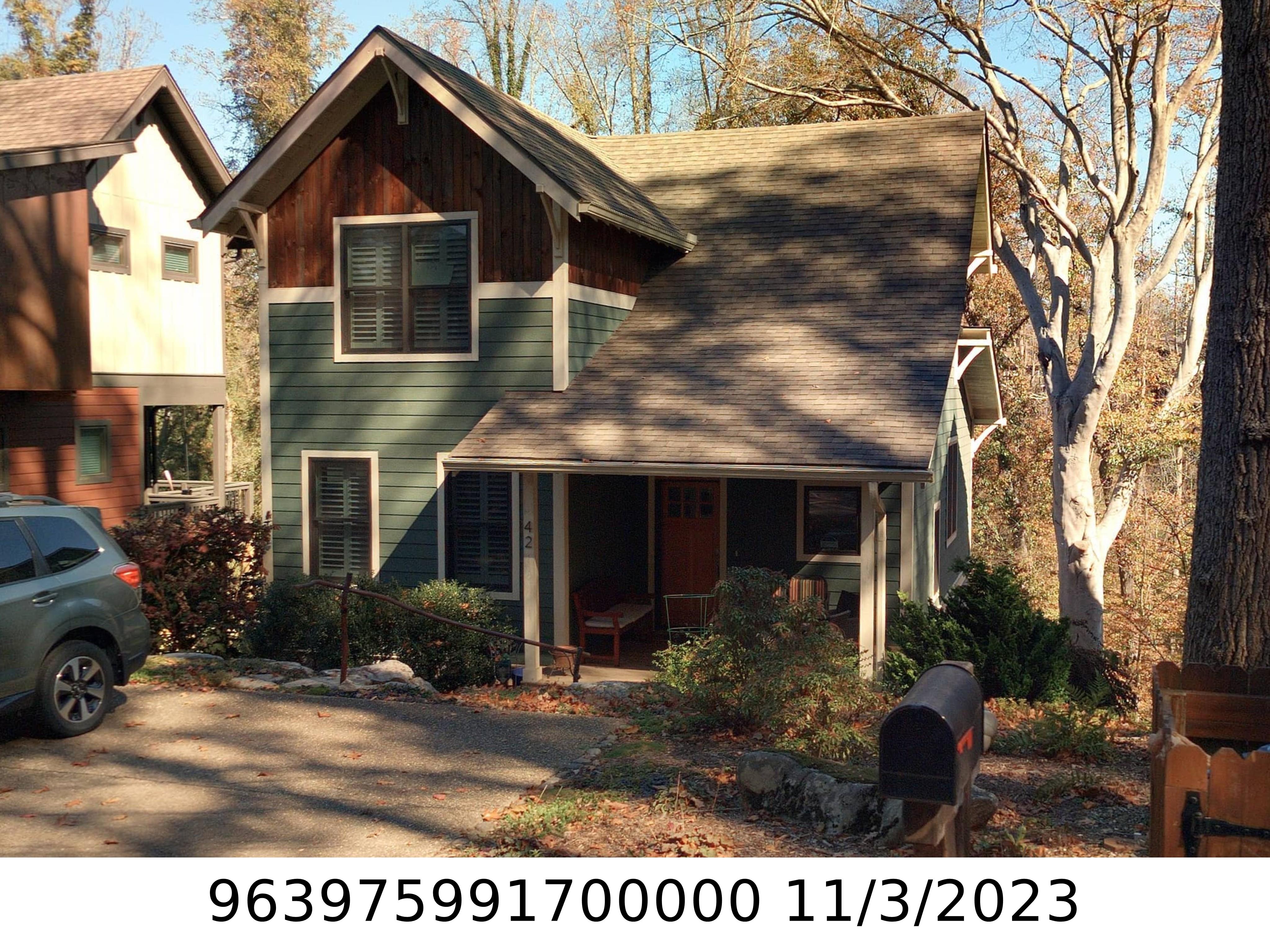 A picture of the property located at 42 HIBRITEN DR, ASHEVILLE NC 28801.
