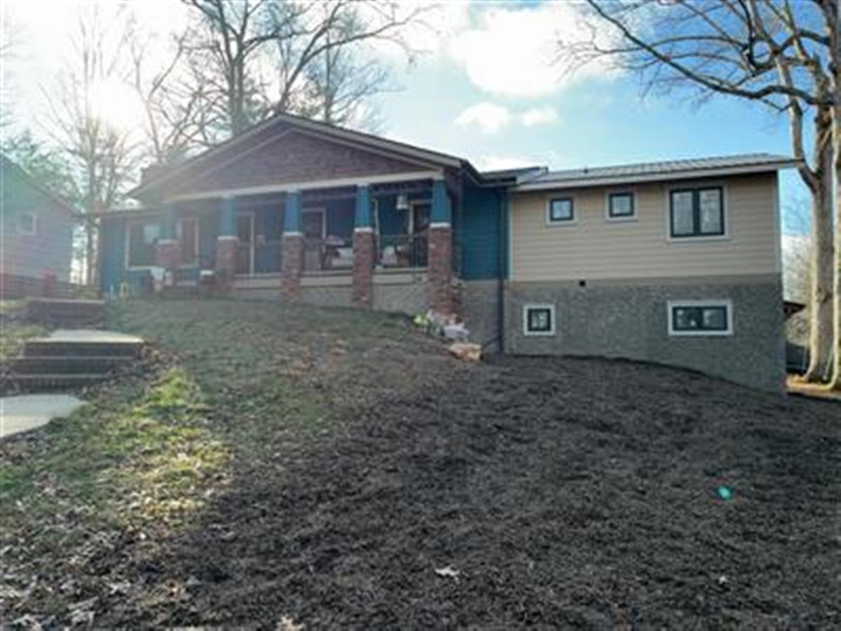 A picture of the property located at 24 HAWTHORNE LN, ASHEVILLE NC 28801.