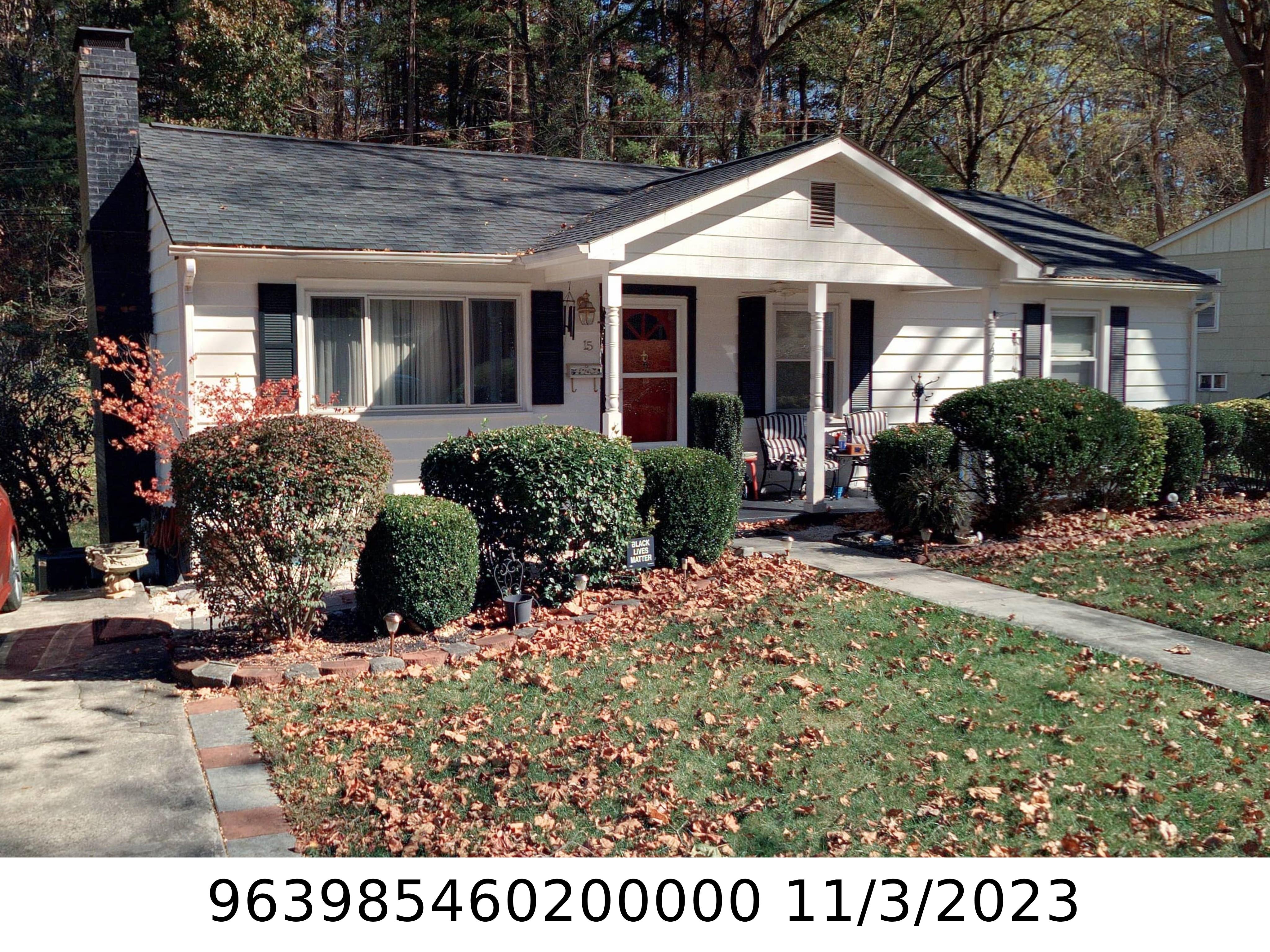 A picture of the property located at 15 MELBOURNE PL, ASHEVILLE NC 28801.