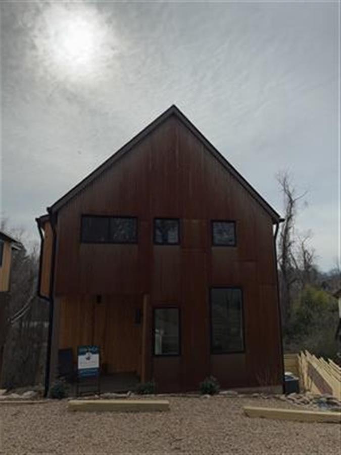 A picture of the property located at 171 HOUSTON PL, ASHEVILLE NC 28801.