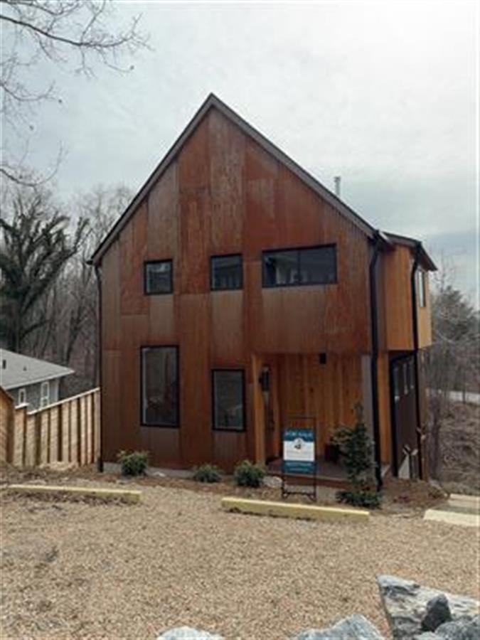 A picture of the property located at 173 HOUSTON PL, ASHEVILLE NC 28801.