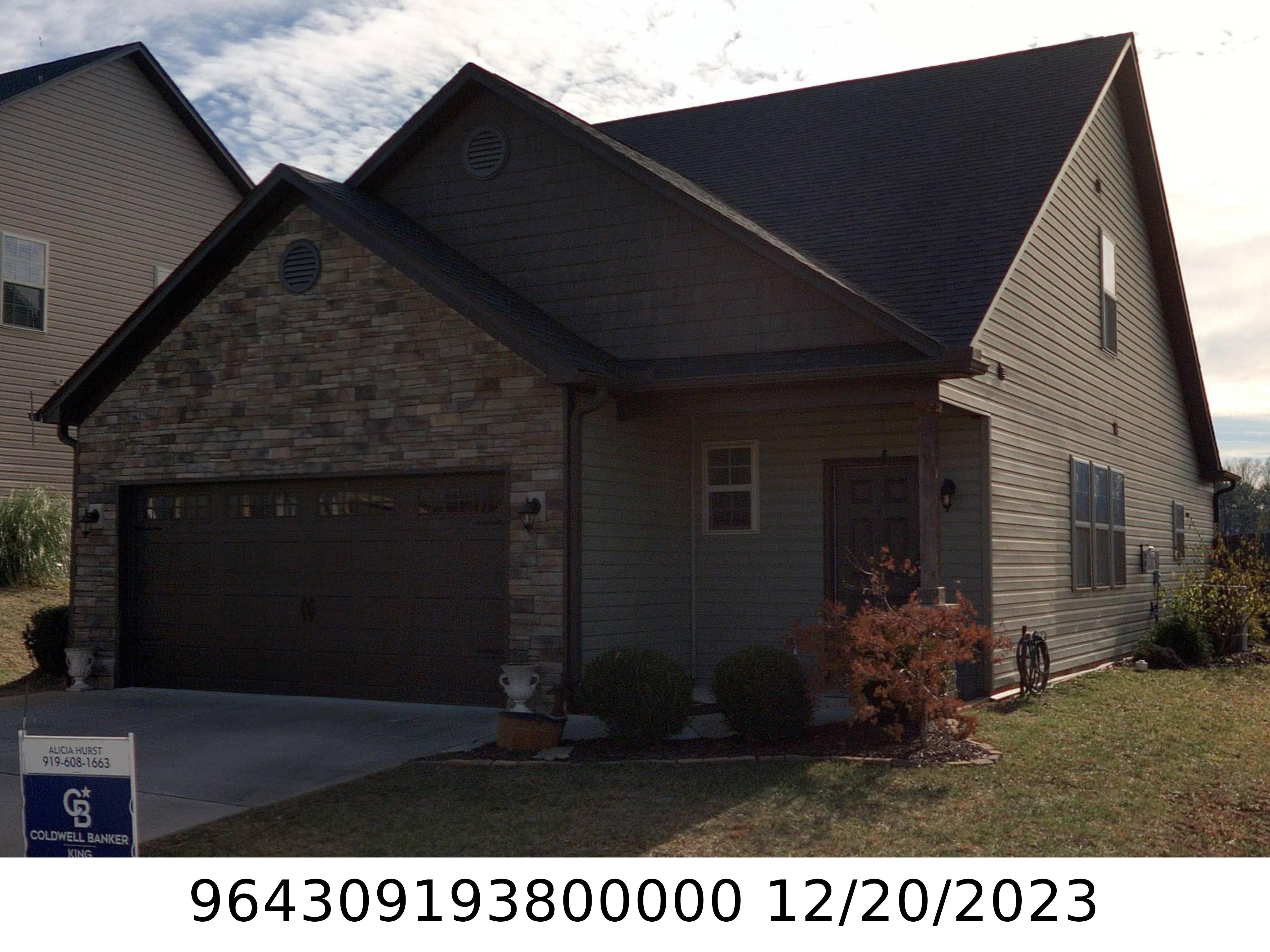 A picture of the property located at 65 MALLARD RUN DR, ARDEN NC 28704.