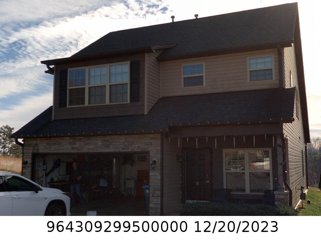A picture of the property located at 71 MALLARD RUN DR, ARDEN NC 28704.
