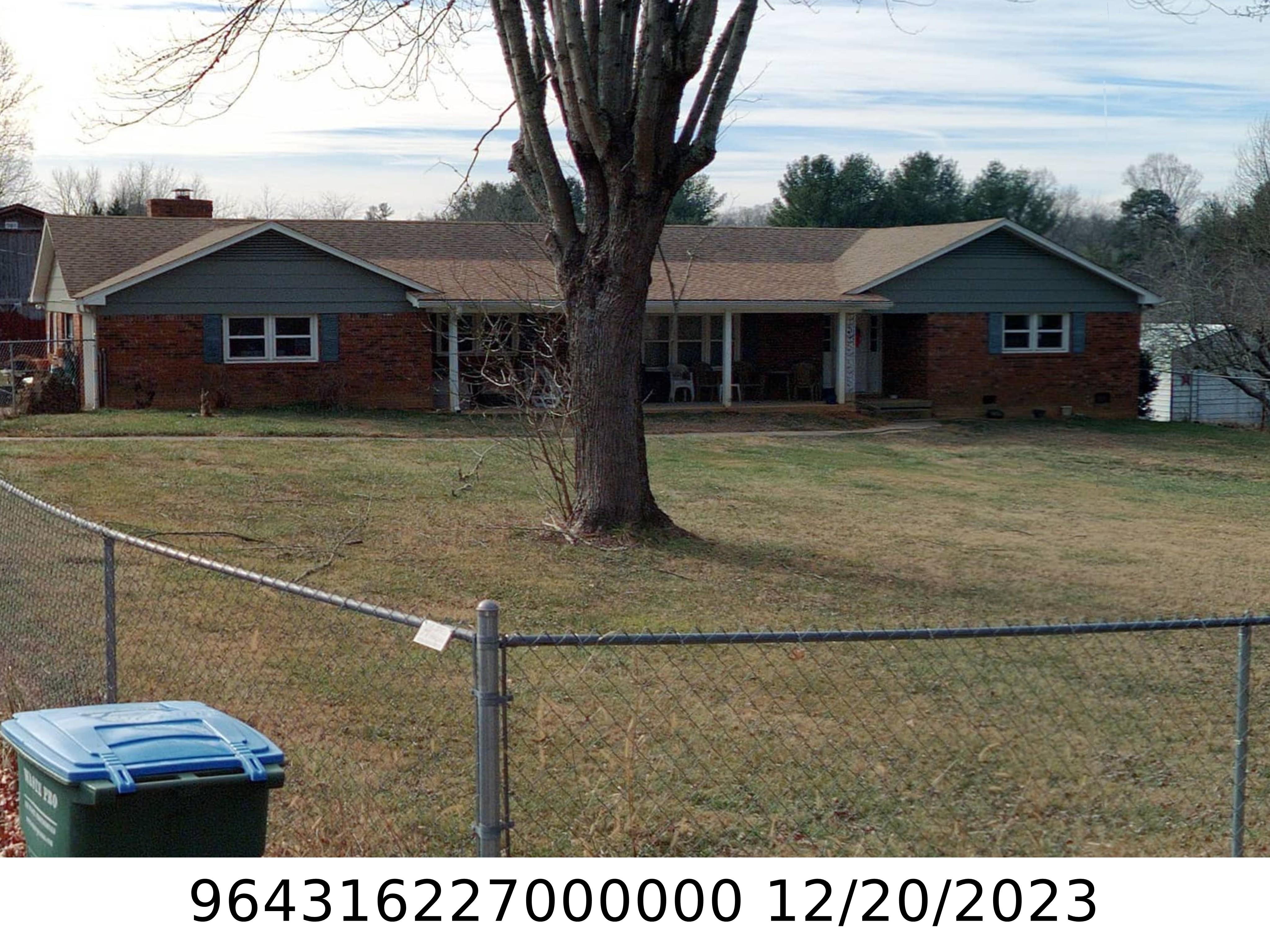 A picture of the property located at 26 MOUNTAIN VIEW DR, ARDEN NC 28704.