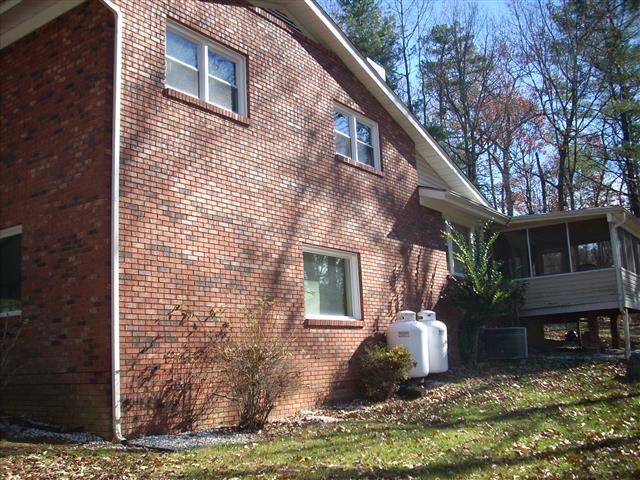 A picture of the property located at 46 MOUNTAIN VIEW DR, ARDEN NC 28704.