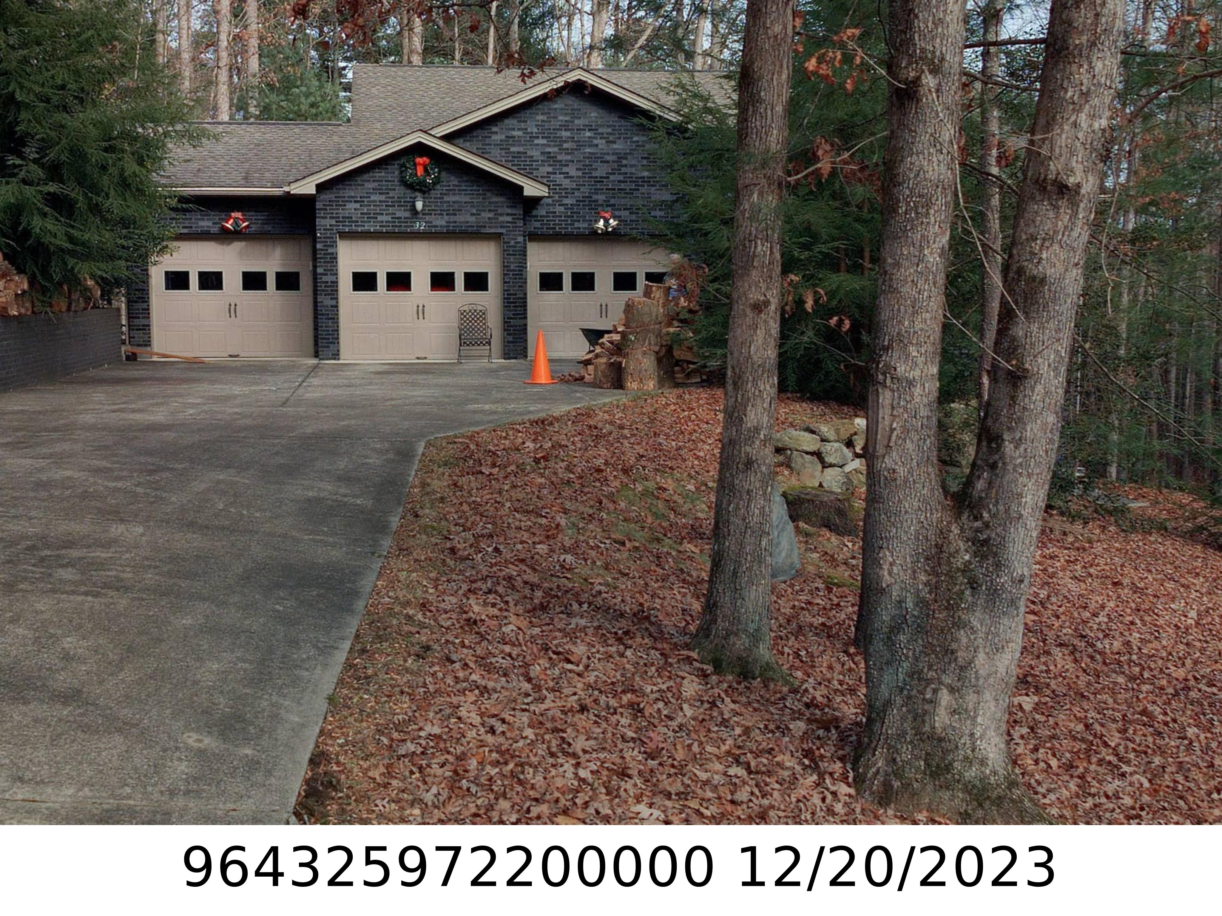 A picture of the property located at 32 BRAN RICK LN, ARDEN NC 28704.