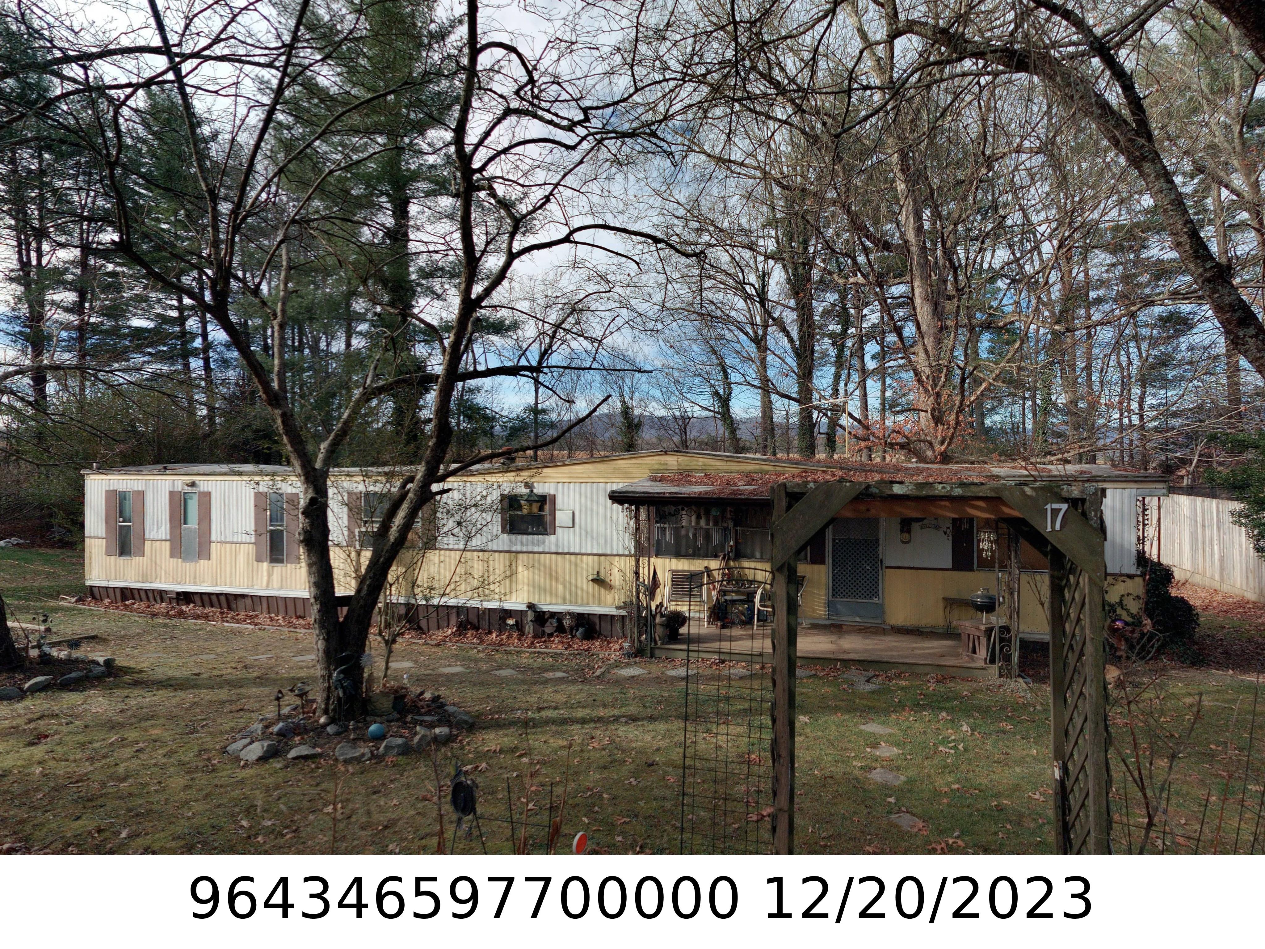 A picture of the property located at 17 HIDDEN CREEK DR, ARDEN NC 28704.