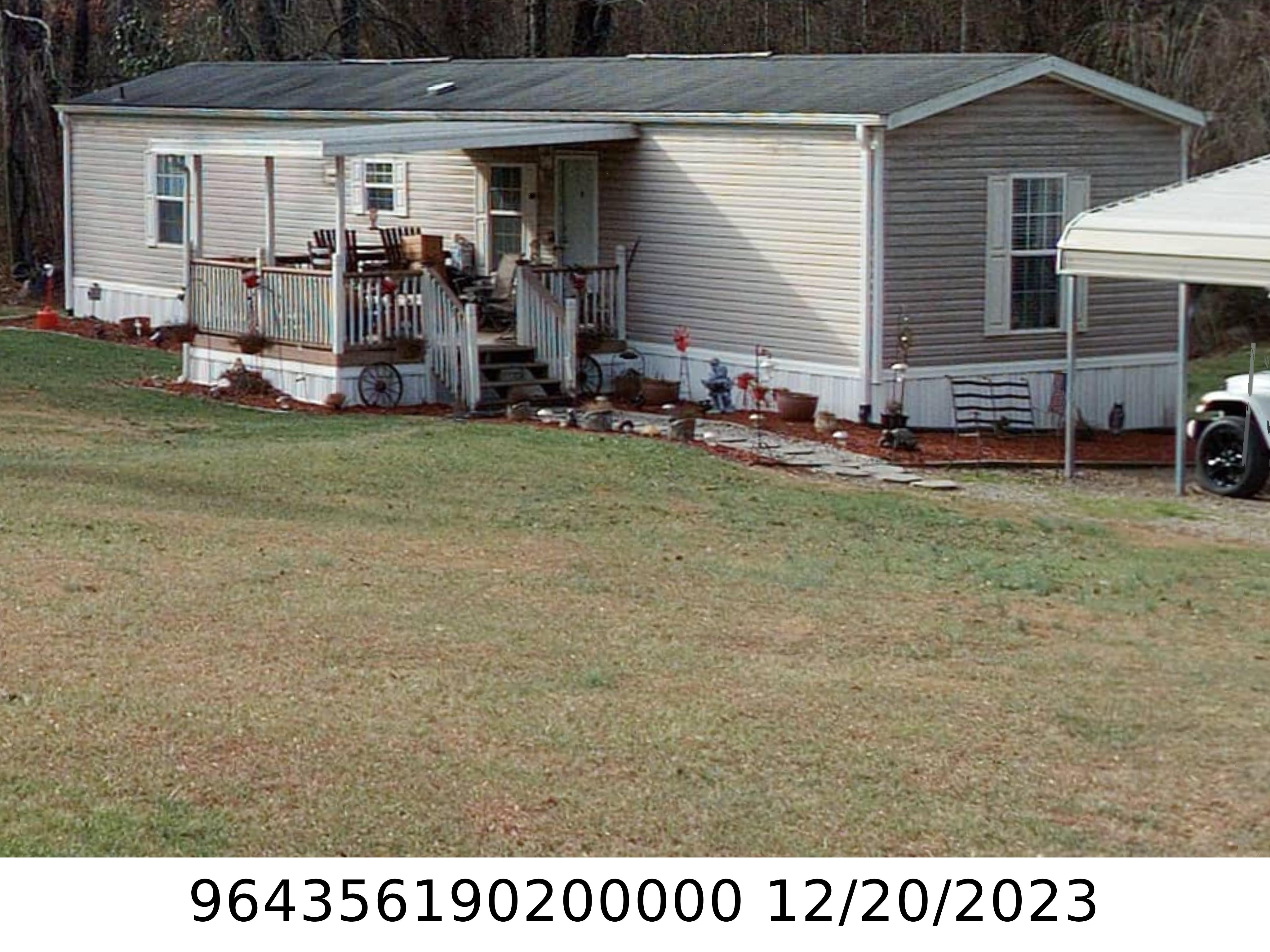 A picture of the property located at 12 NATHAN DR, ARDEN NC 28704.