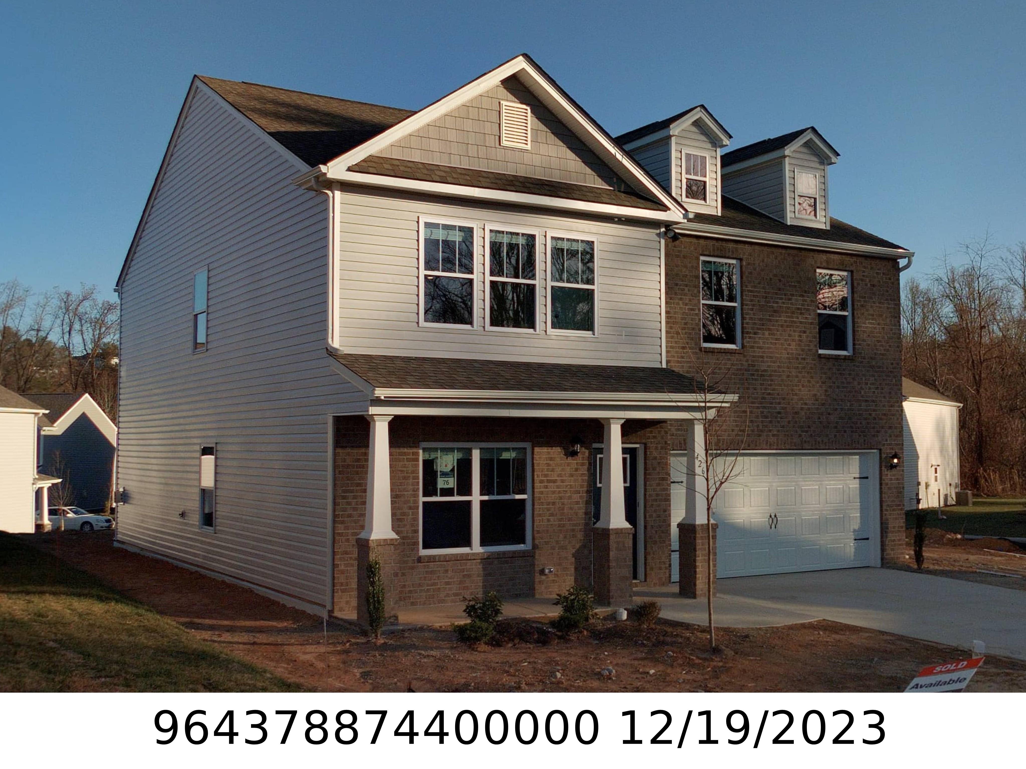 A picture of the property located at 426 BURDOCK LN, ARDEN NC 28704.
