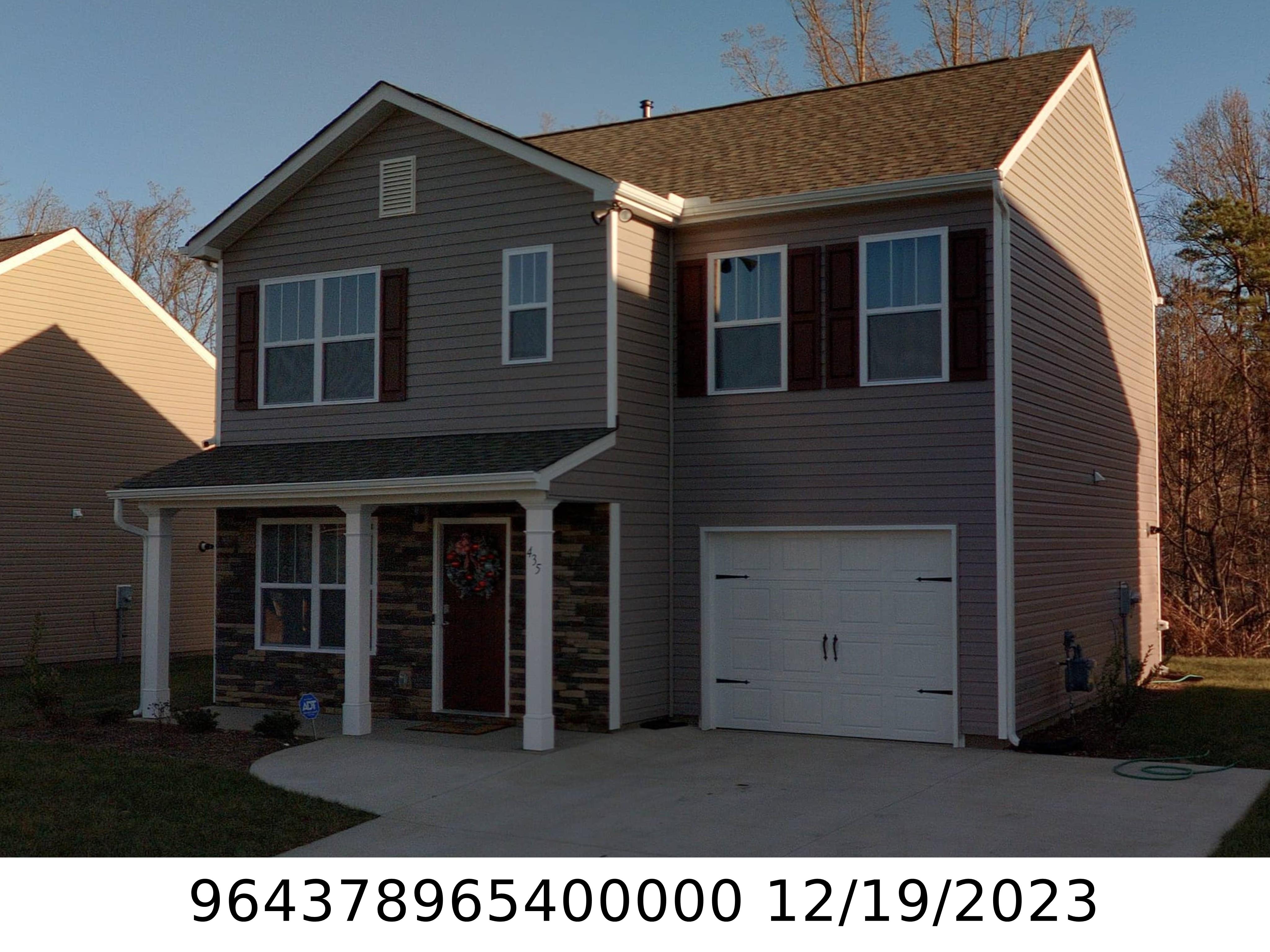 A picture of the property located at 435 BURDOCK LN, ARDEN NC 28704.