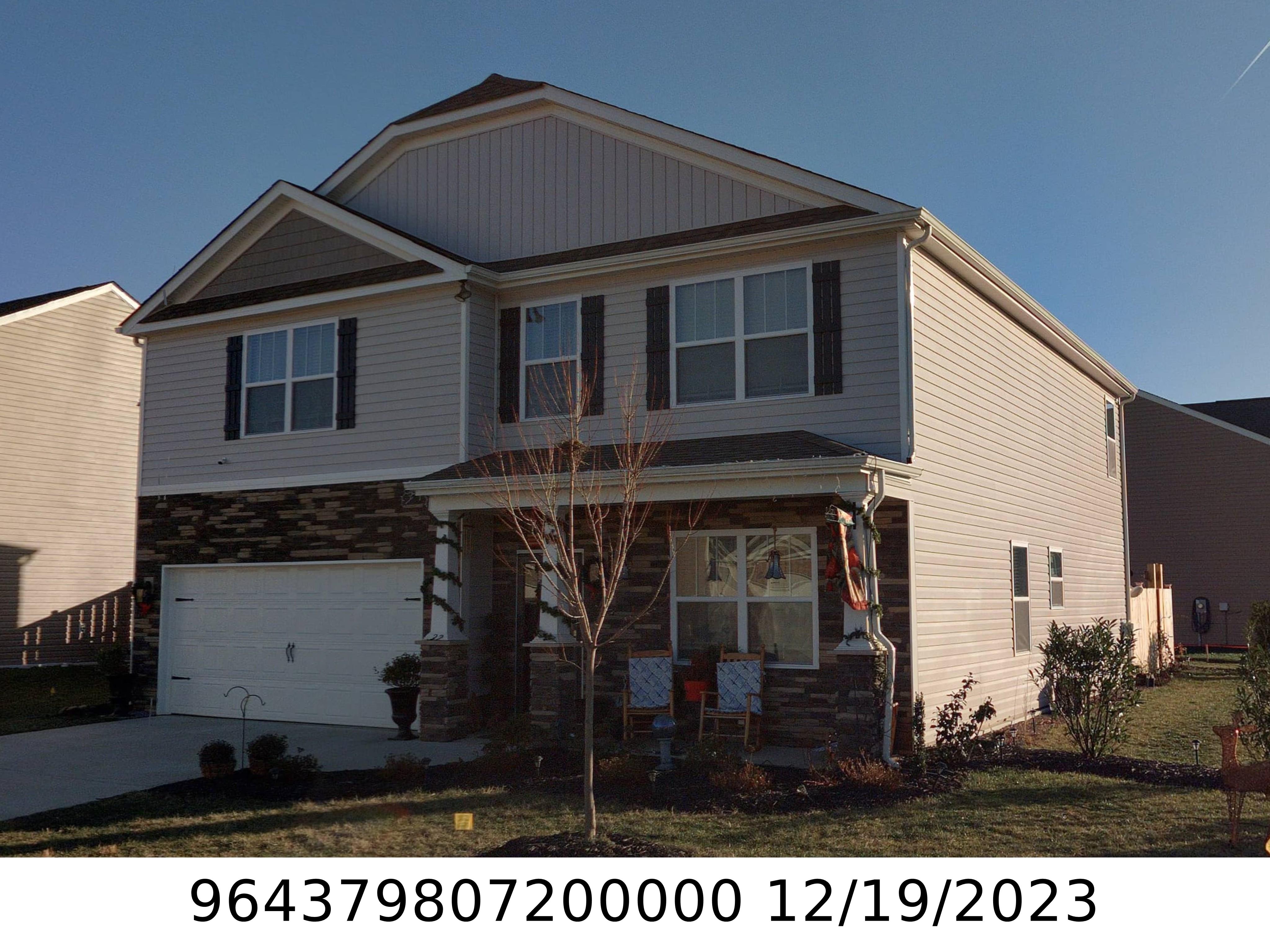 A picture of the property located at 322 WOODNETTLE LN, ARDEN NC 28704.