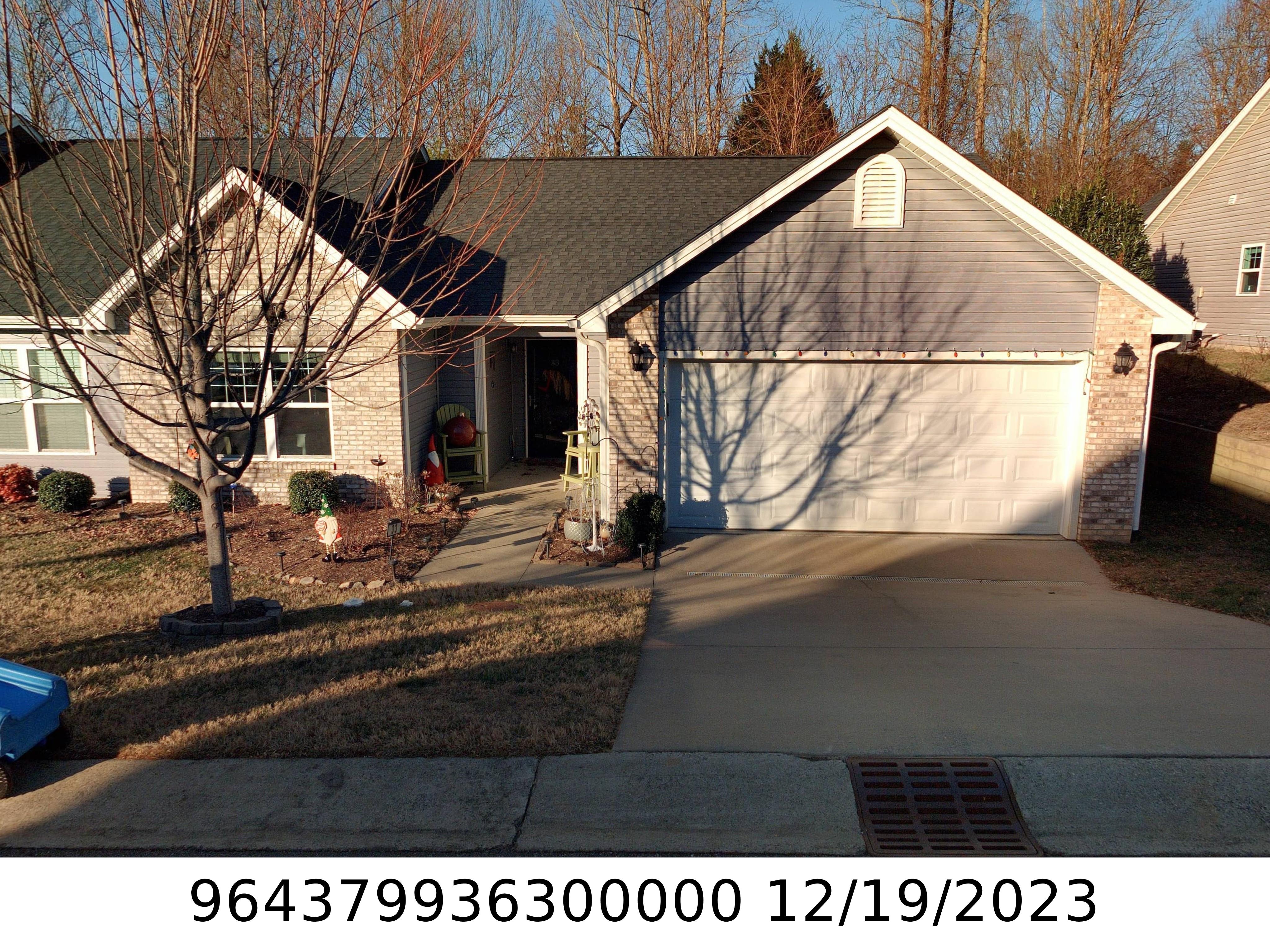 A picture of the property located at 33 SUNNY MEADOWS BLVD, ARDEN NC 28704.