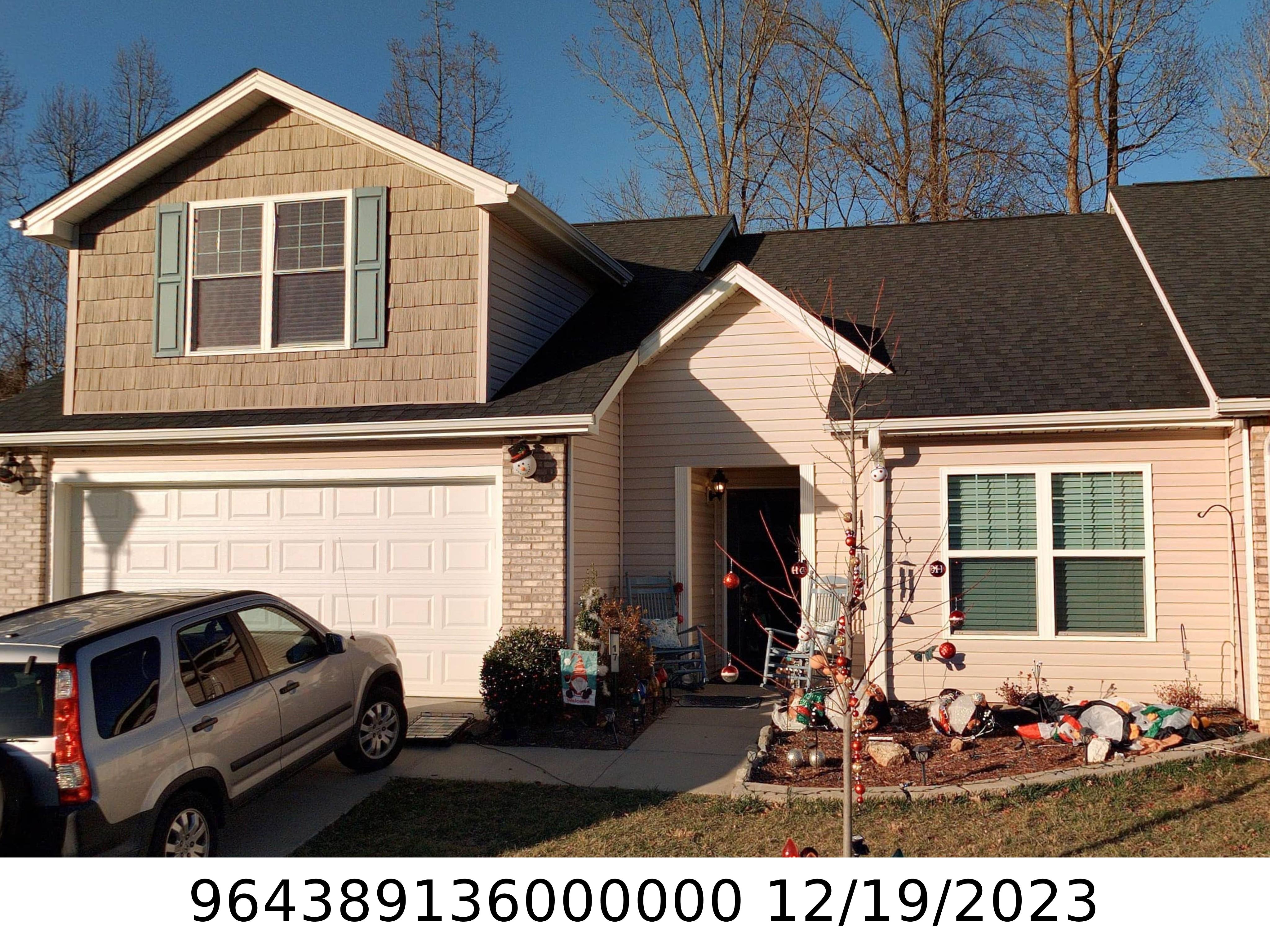 A picture of the property located at 17 SUNNY MEADOWS BLVD, ARDEN NC 28704.