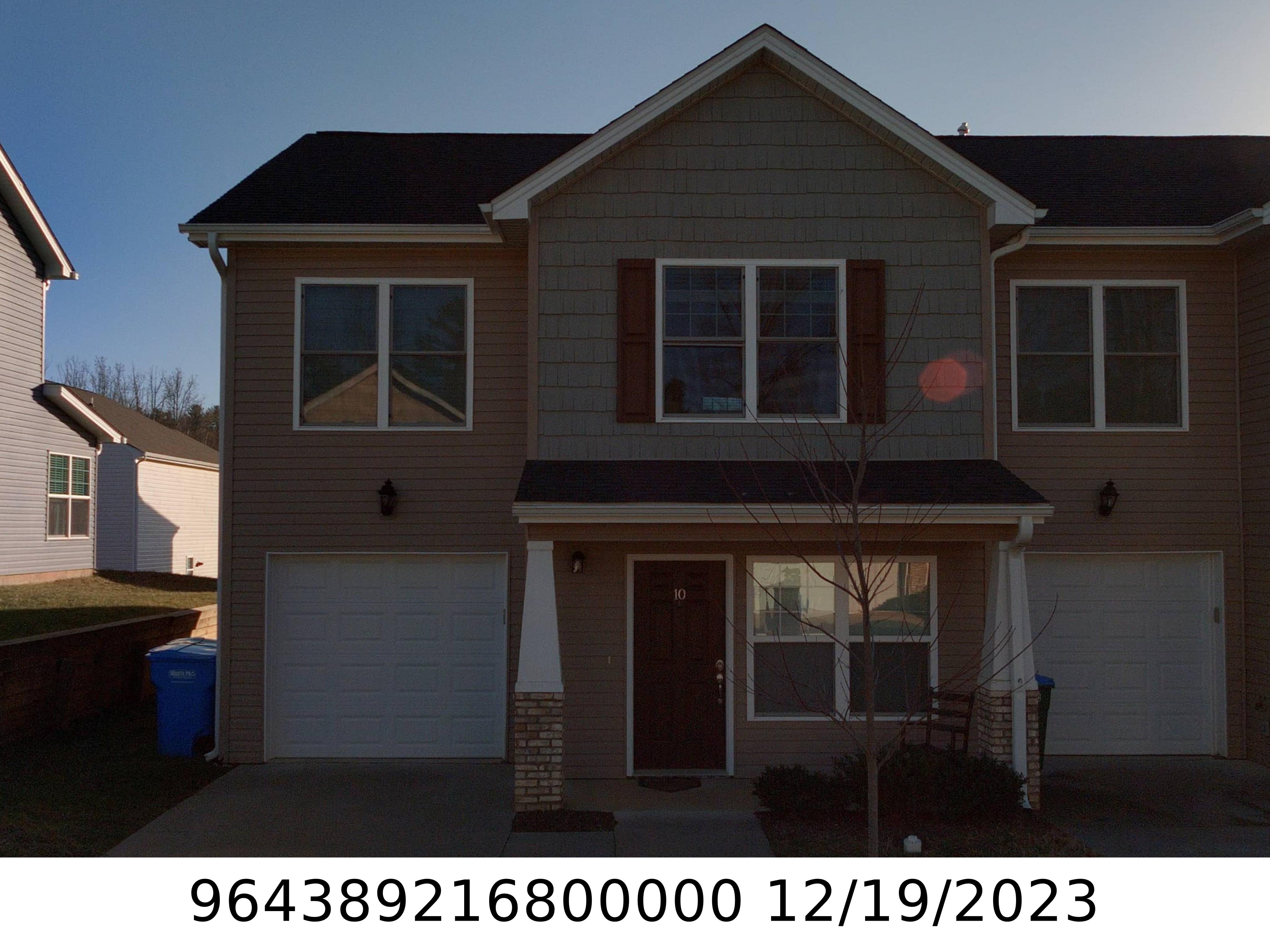 A picture of the property located at 10 SUNNY MEADOWS BLVD, ARDEN NC 28704.