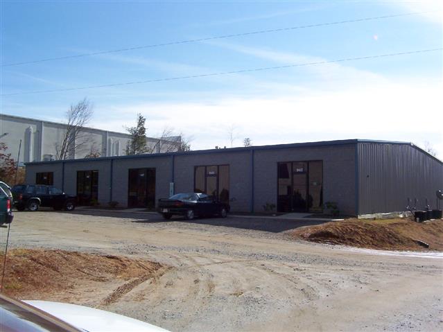 A picture of the property located at 34 REDMOND DR, ARDEN NC 28704.