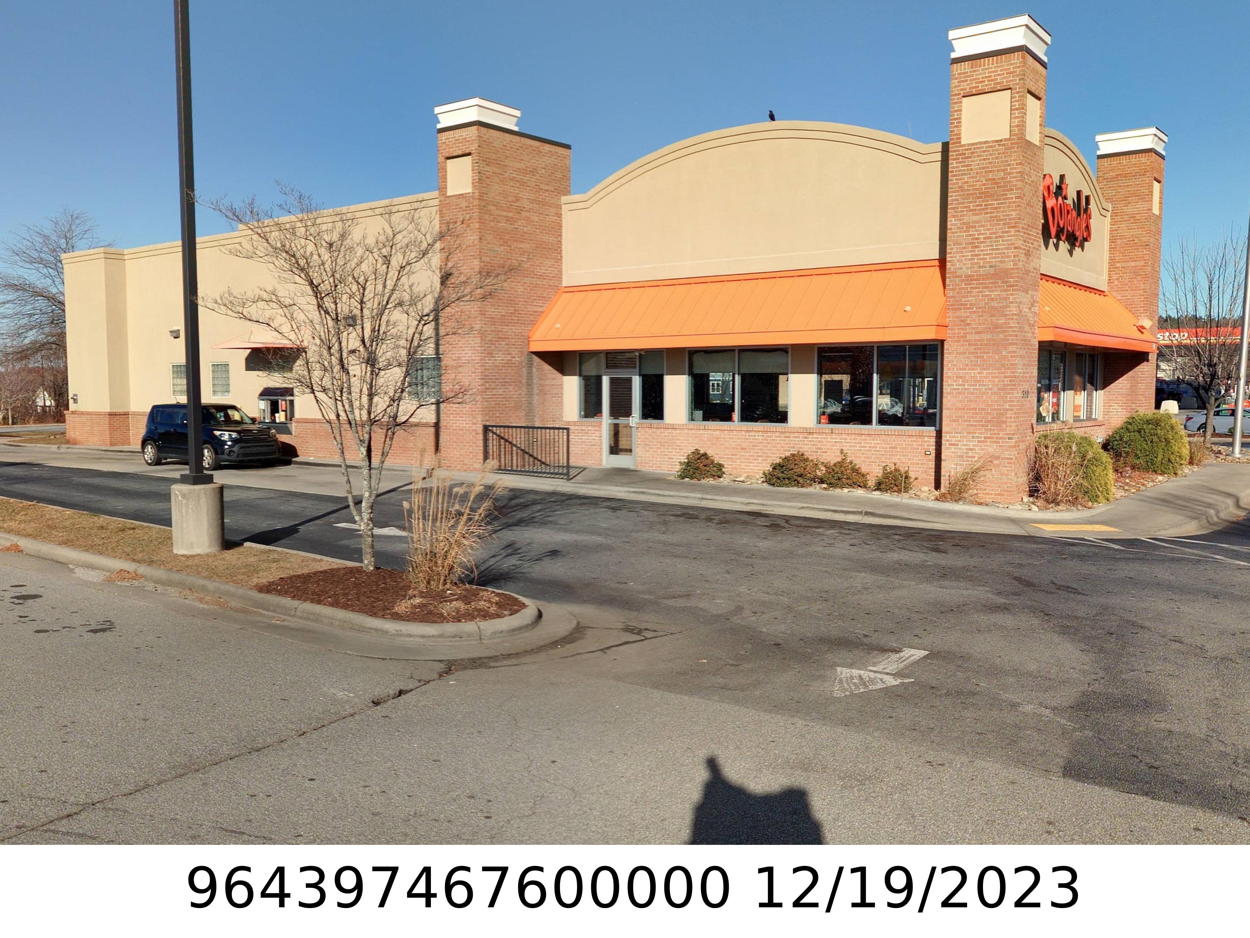 A picture of the property located at 320 AIRPORT RD, ARDEN NC 28704.