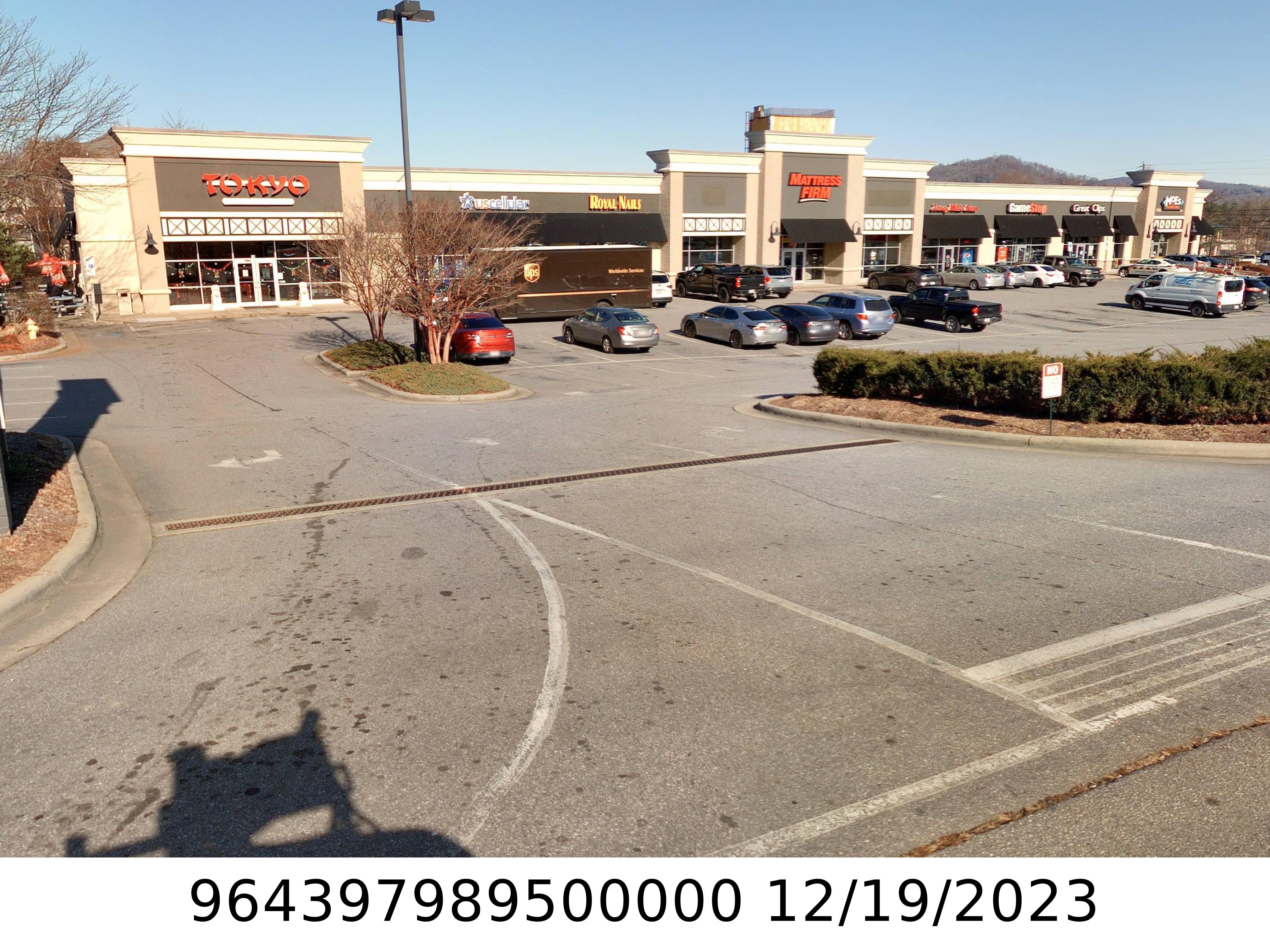 A picture of the property located at 300 AIRPORT RD, ARDEN NC 28704.