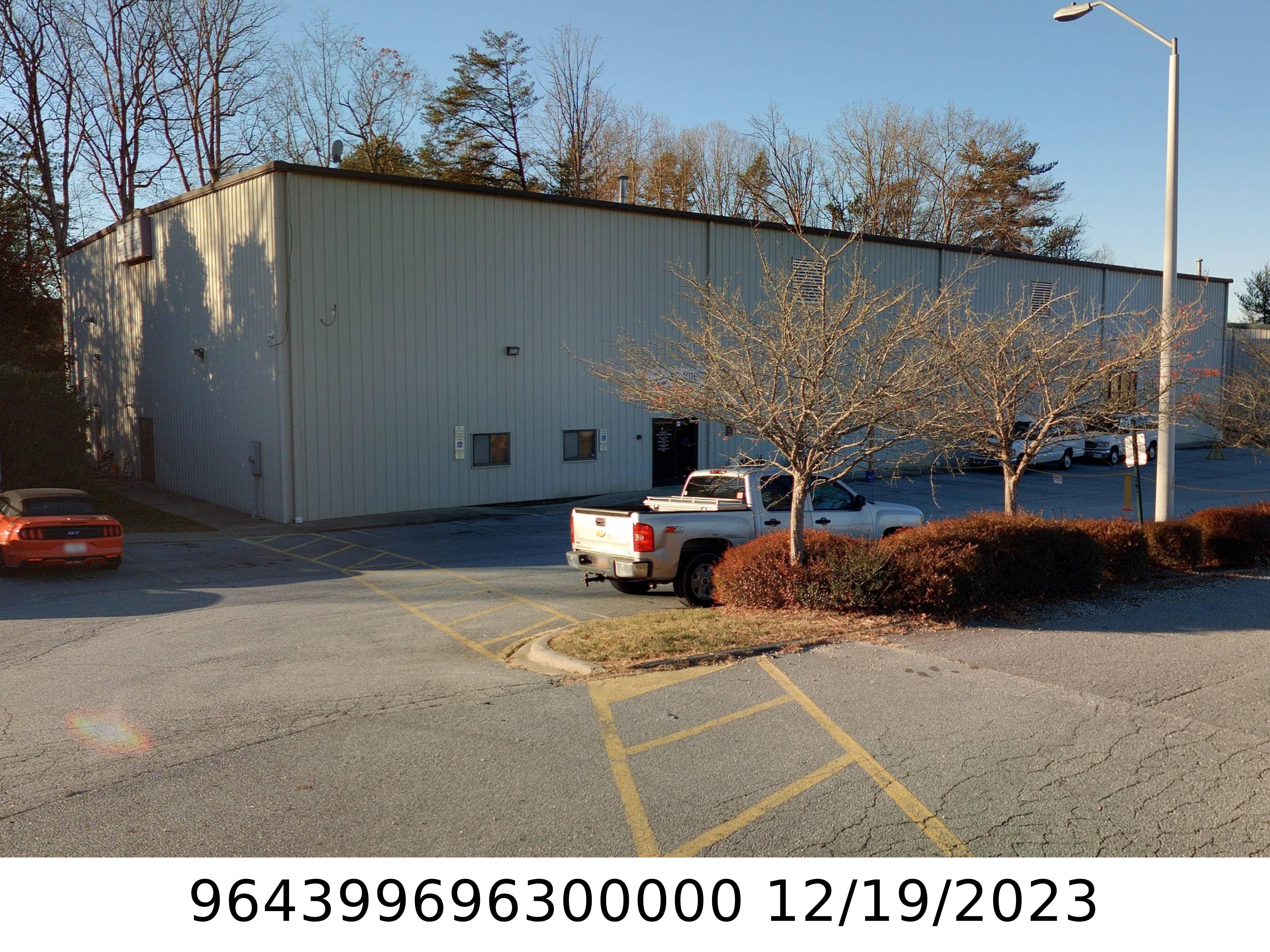 A picture of the property located at 14 LEGEND DR, ARDEN NC 28704.