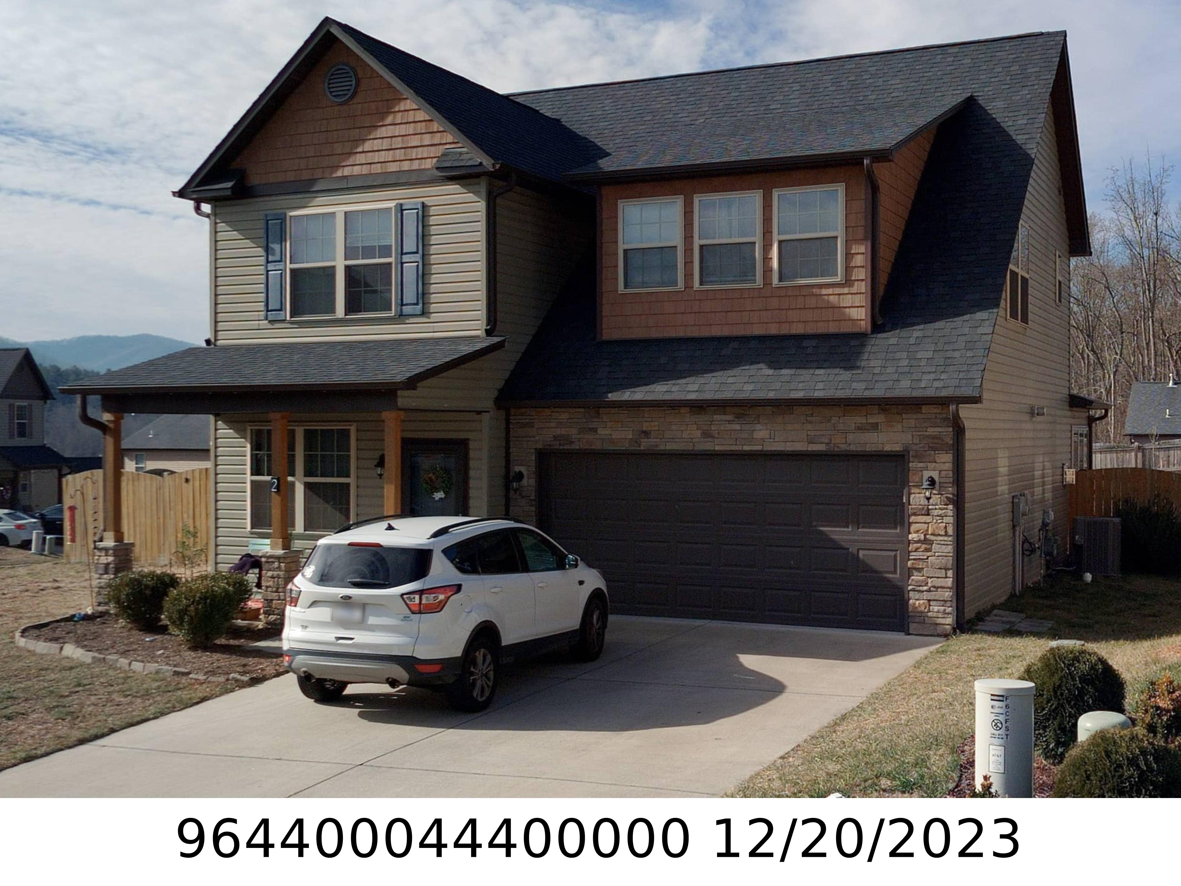 A picture of the property located at 2 RINGED TEAL CT, ARDEN NC 28704.