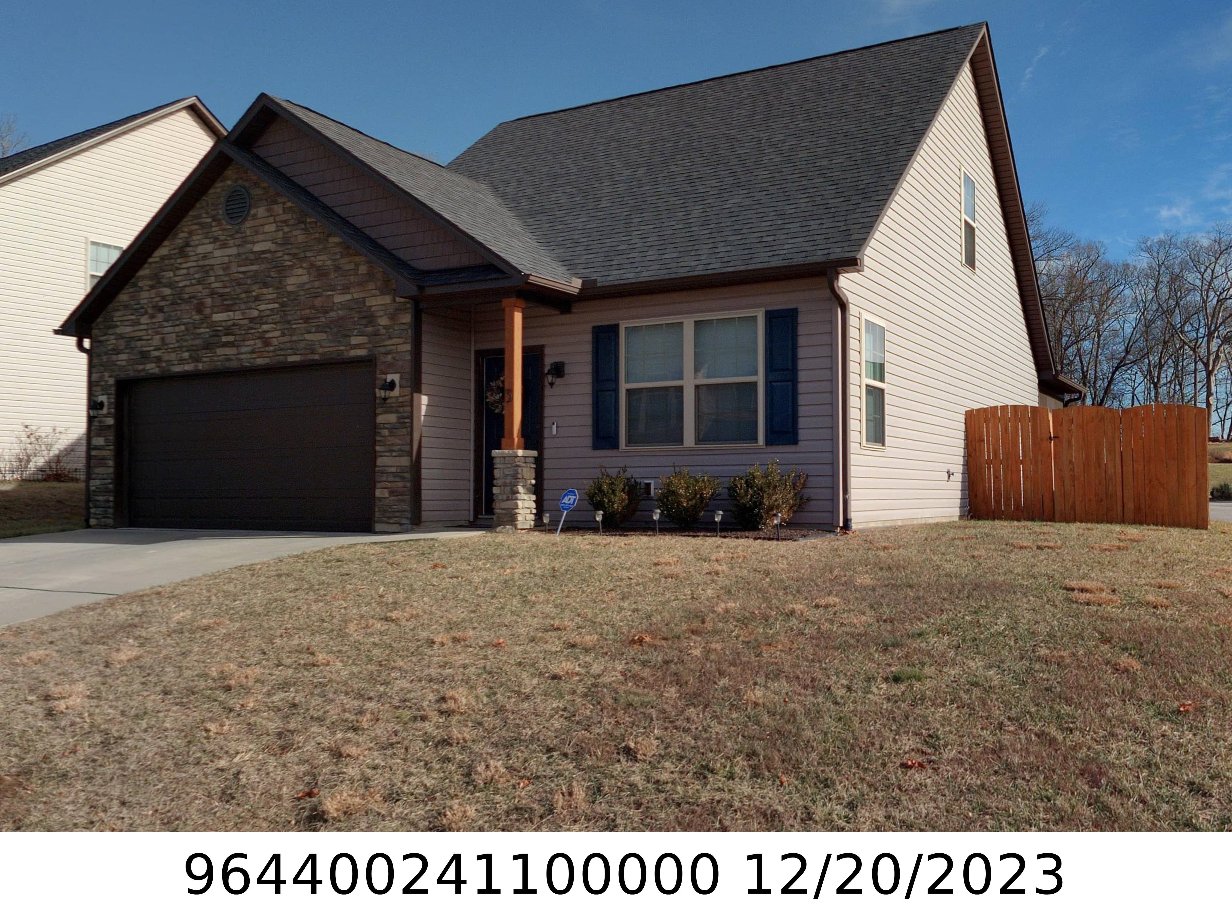 A picture of the property located at 3 RINGED TEAL CT, ARDEN NC 28704.