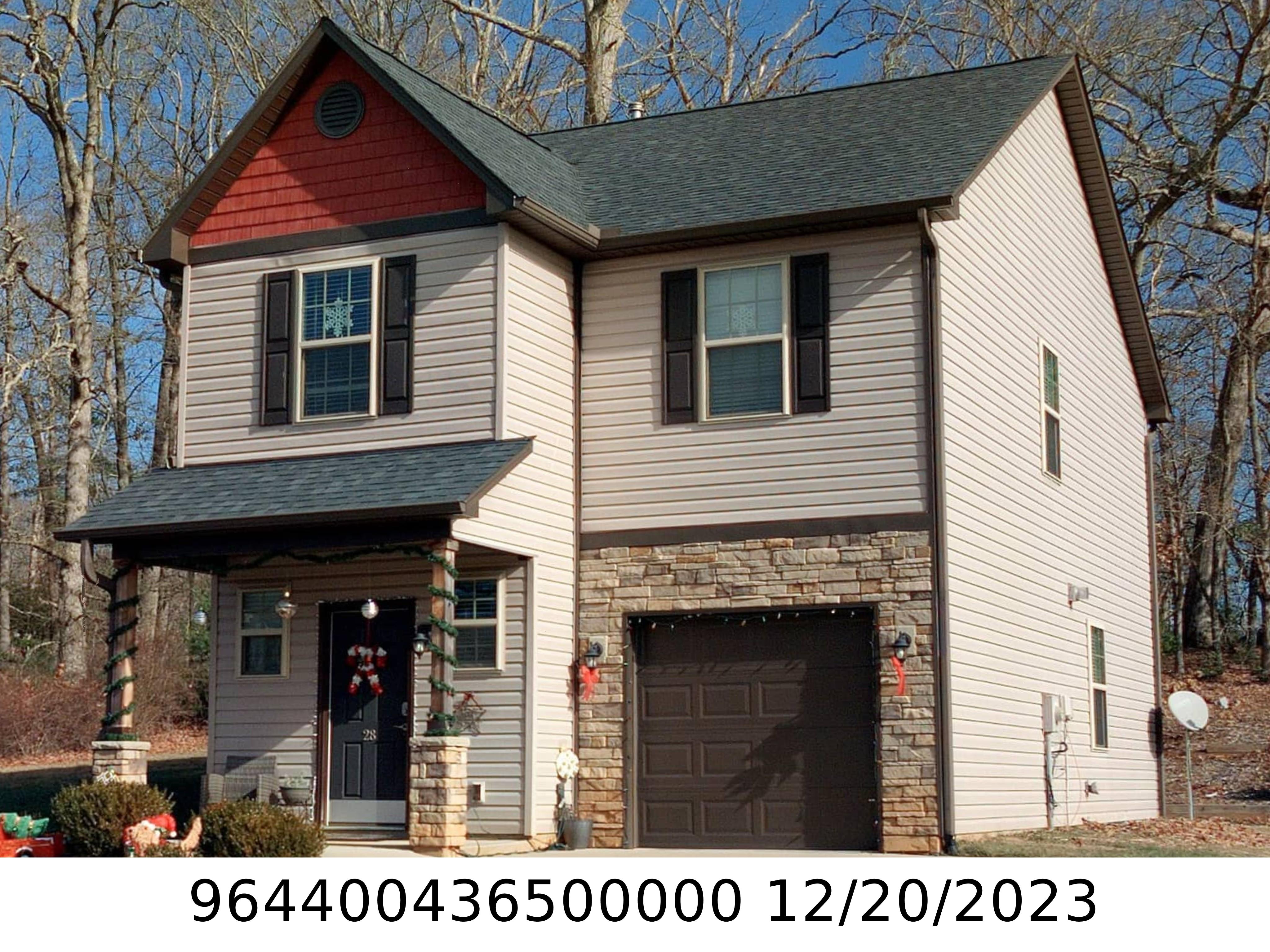 A picture of the property located at 28 WETLAND WAY, ARDEN NC 28704.