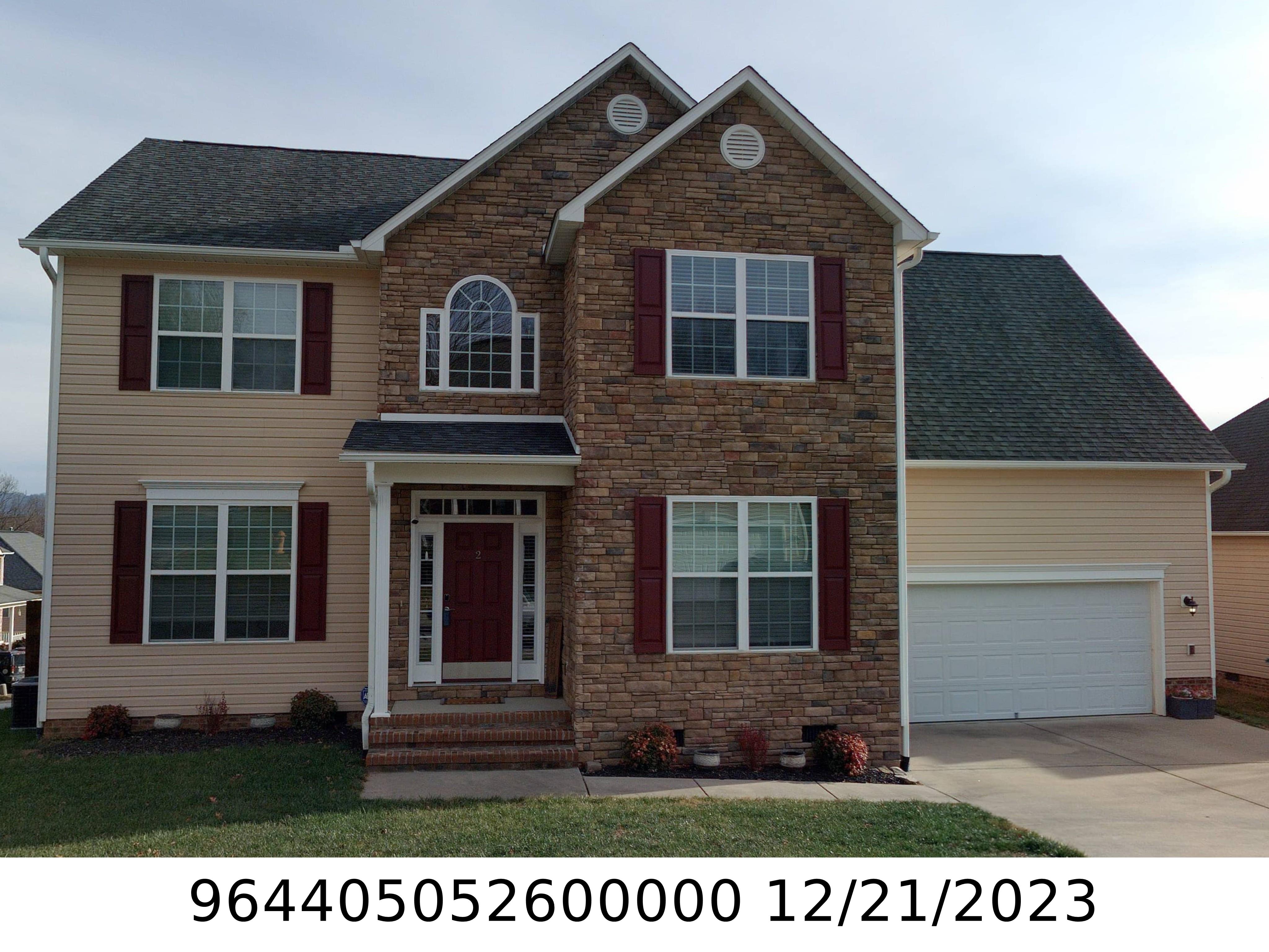 A picture of the property located at 2 STONEBURY DR, ARDEN NC 28704.
