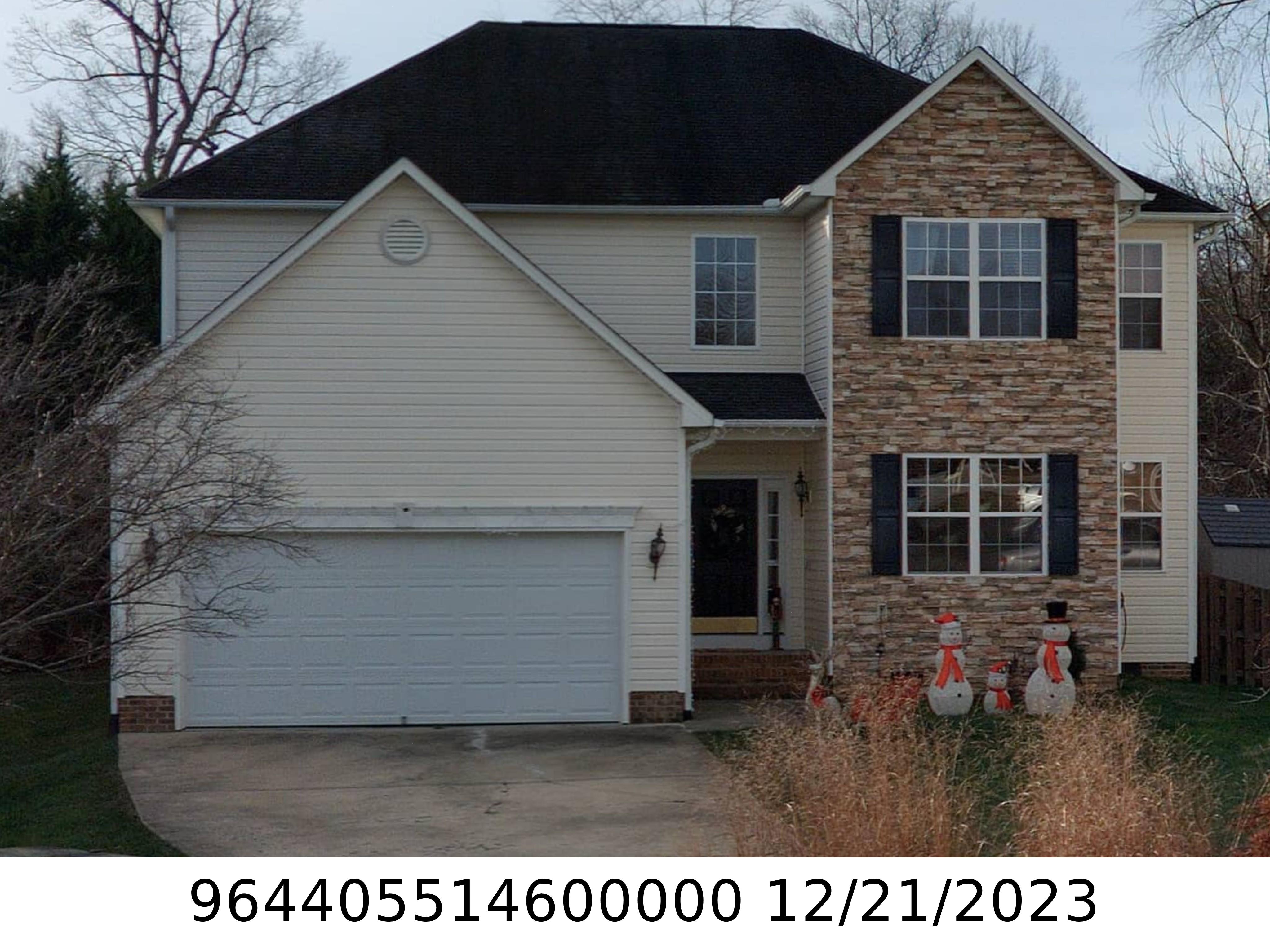 A picture of the property located at 8 SECREST DR, ARDEN NC 28704.