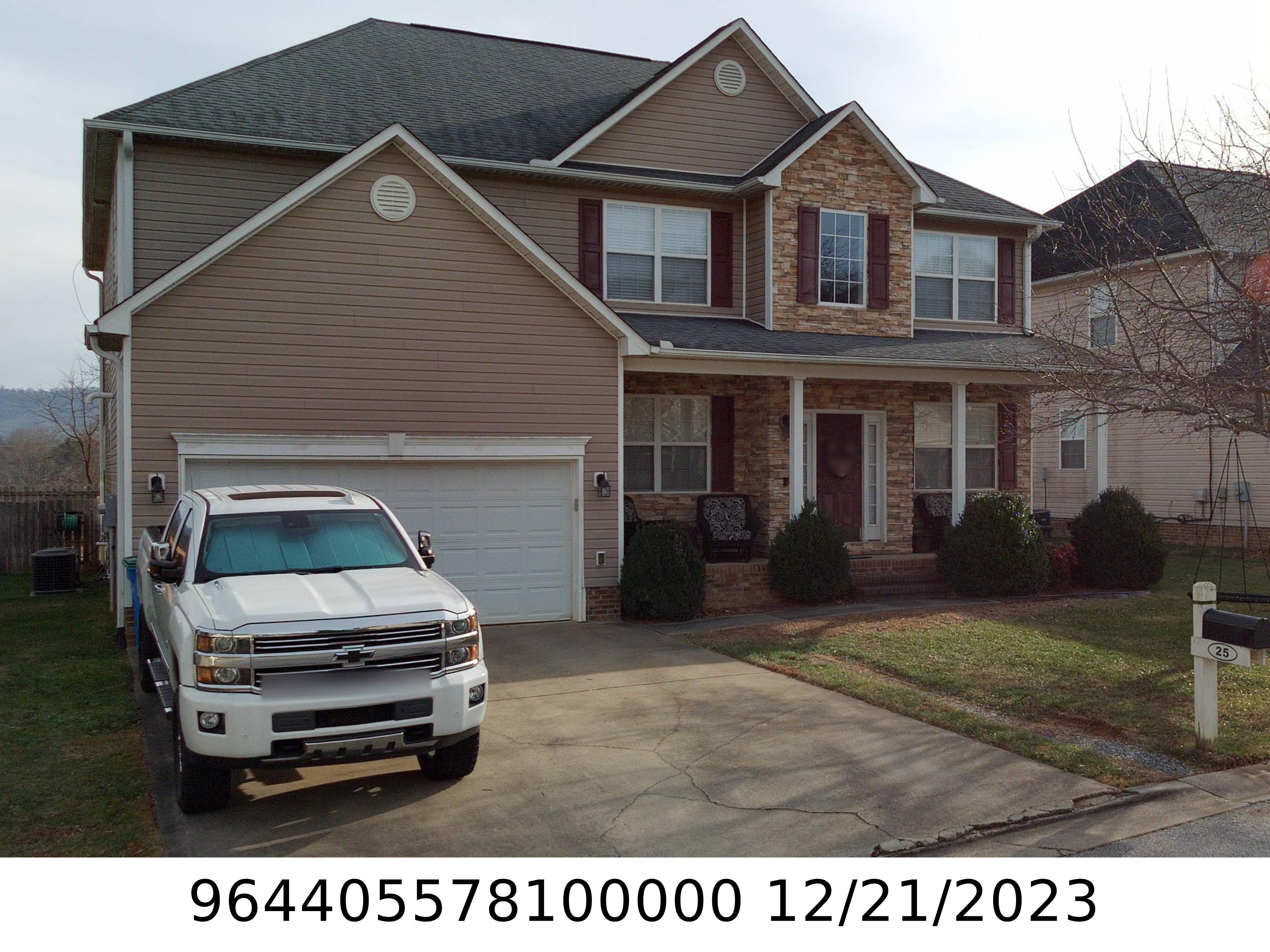 A picture of the property located at 25 SECREST DR, ARDEN NC 28704.
