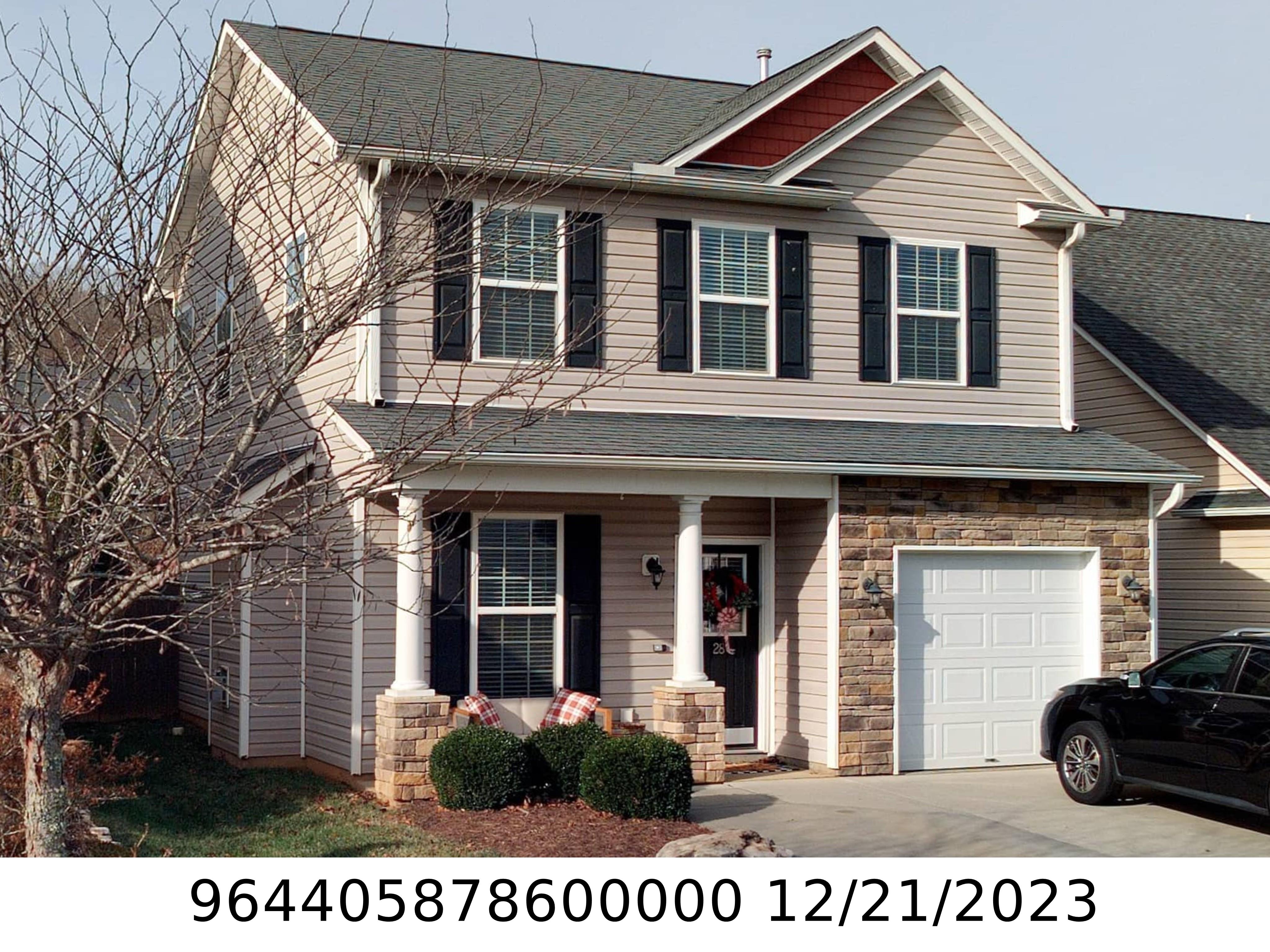 A picture of the property located at 28 DAPHNE DR, ARDEN NC 28704.