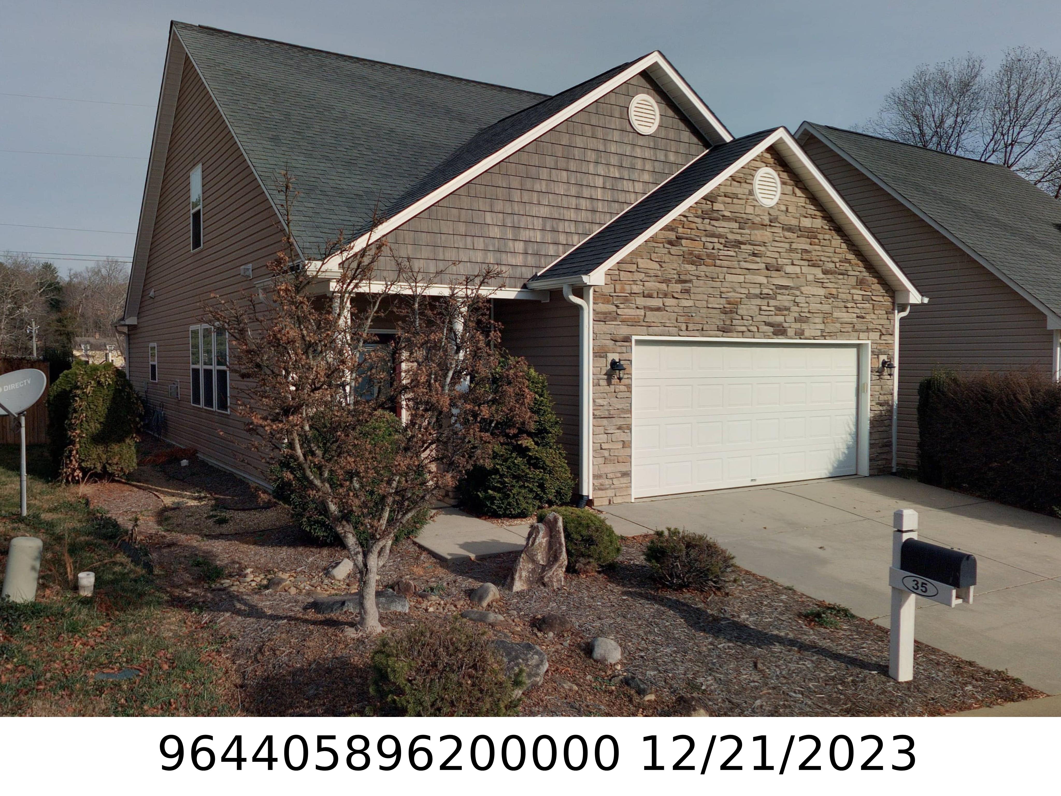 A picture of the property located at 35 DAPHNE DR, ARDEN NC 28704.