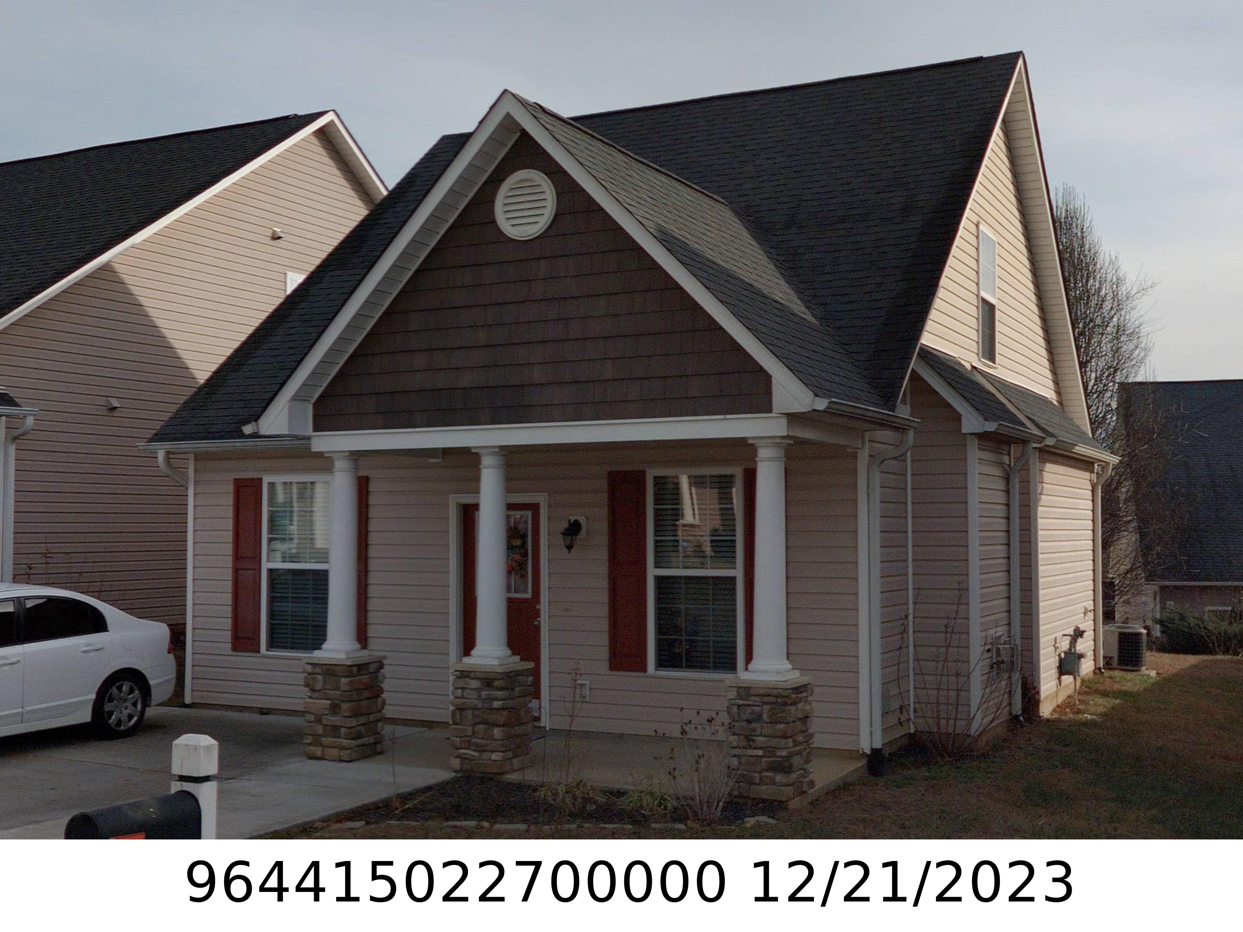 A picture of the property located at 3 DAPHNE DR, ARDEN NC 28704.