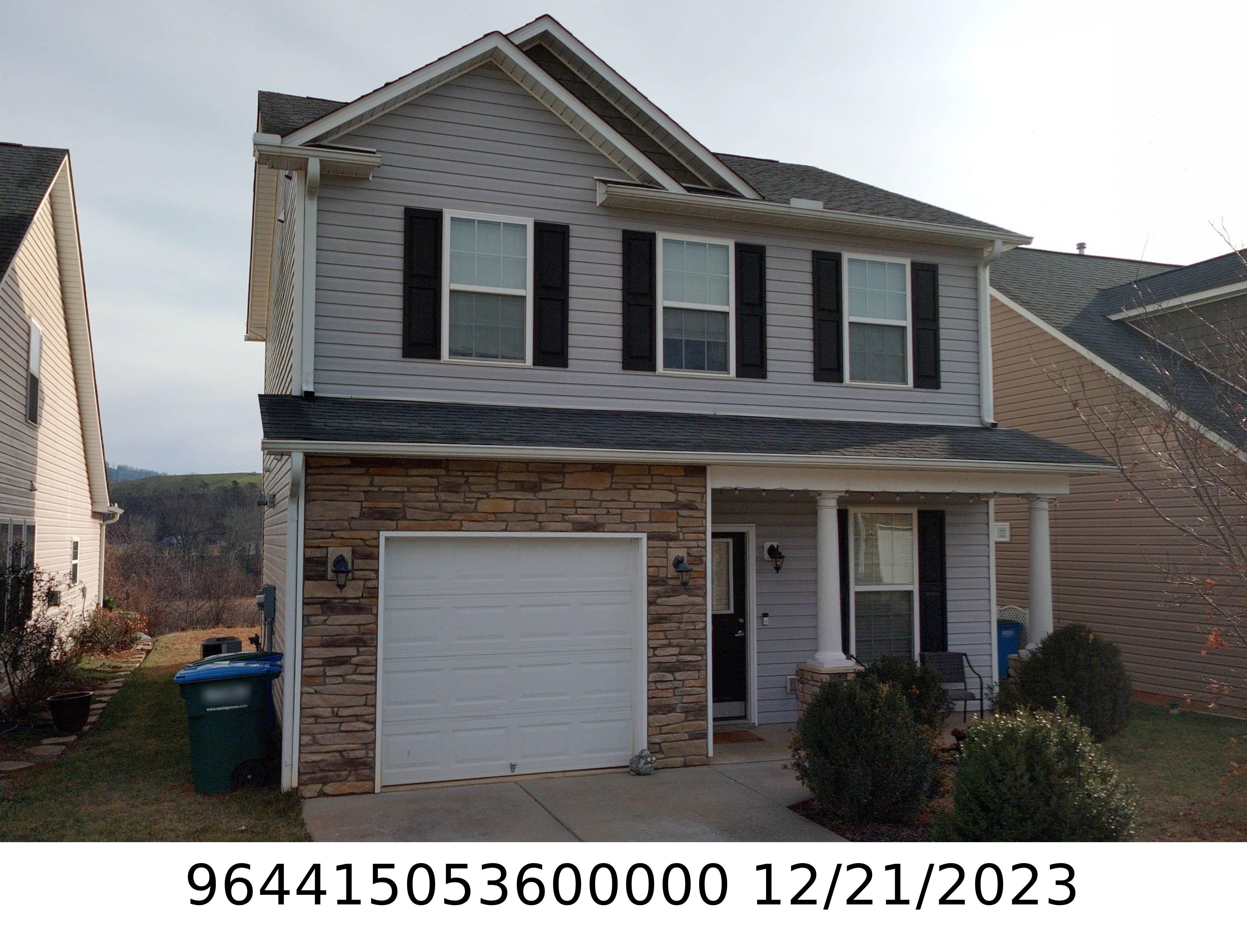 A picture of the property located at 19 DAPHNE DR, ARDEN NC 28704.