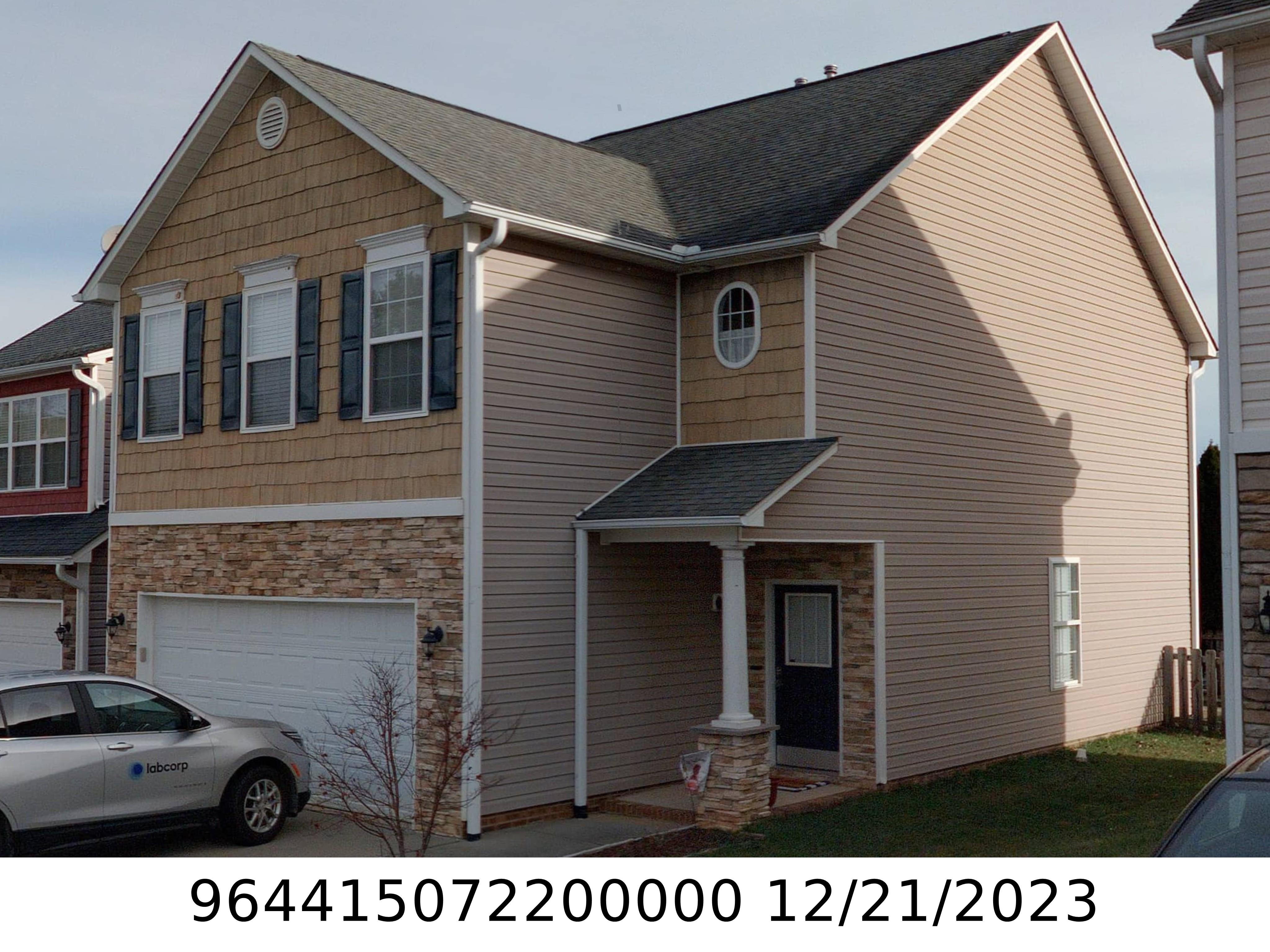 A picture of the property located at 27 DAPHNE DR, ARDEN NC 28704.